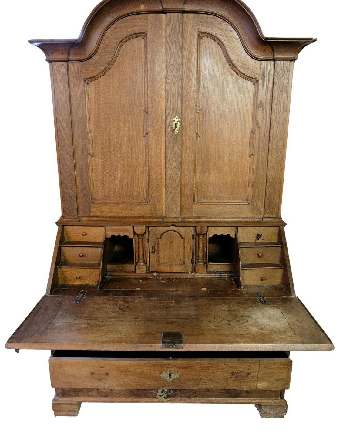 Baroque Chatol In Oak From 1740s photo furniture