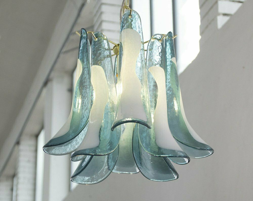photo furniture Petal Pendant Lamp In Black And White Murano Glass, 1990s