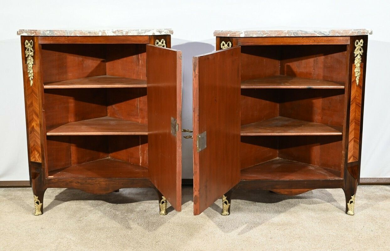 Pair Of Corner Cabinets In Precious Wood, Louis XV/Louis XVI Transition Period – 2nd Part 18th Century photo Furniture