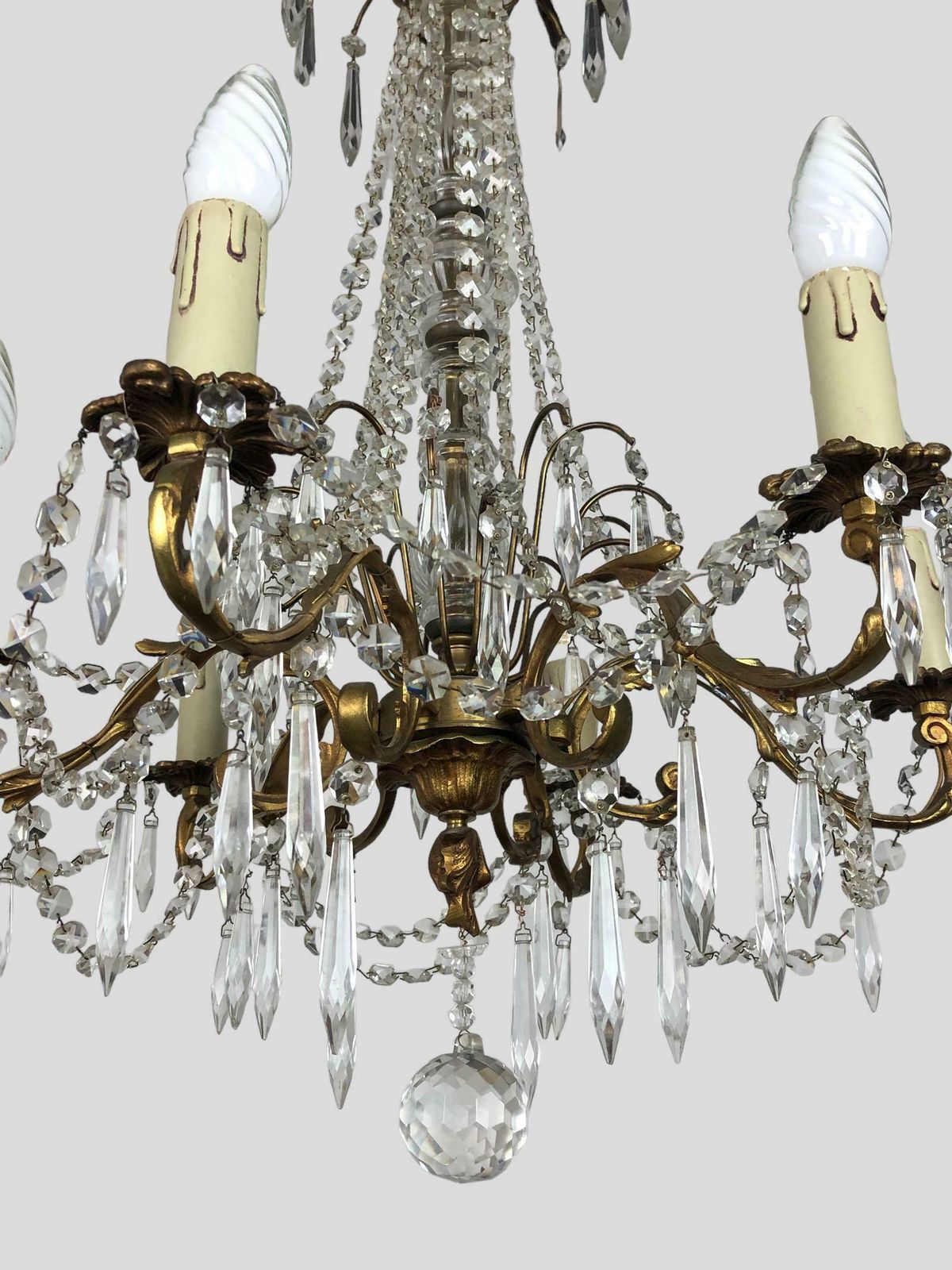 photo furniture Large Gilt Bronze 6 Arm Chandelier Crystal Droplets & Swags