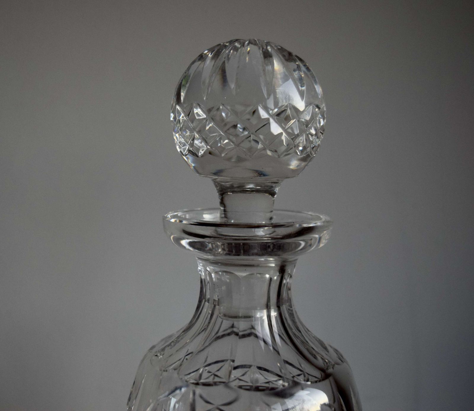 Waterford Crystal Kylemore Spirit Decanter photo furniture