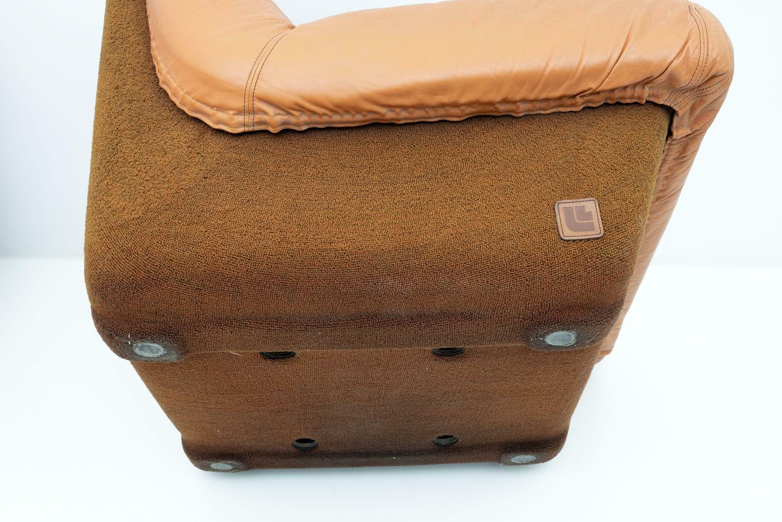 photo furniture Pair Of Lev & Lev Mid Century Modern Fiberglass Frame Leather Armchairs