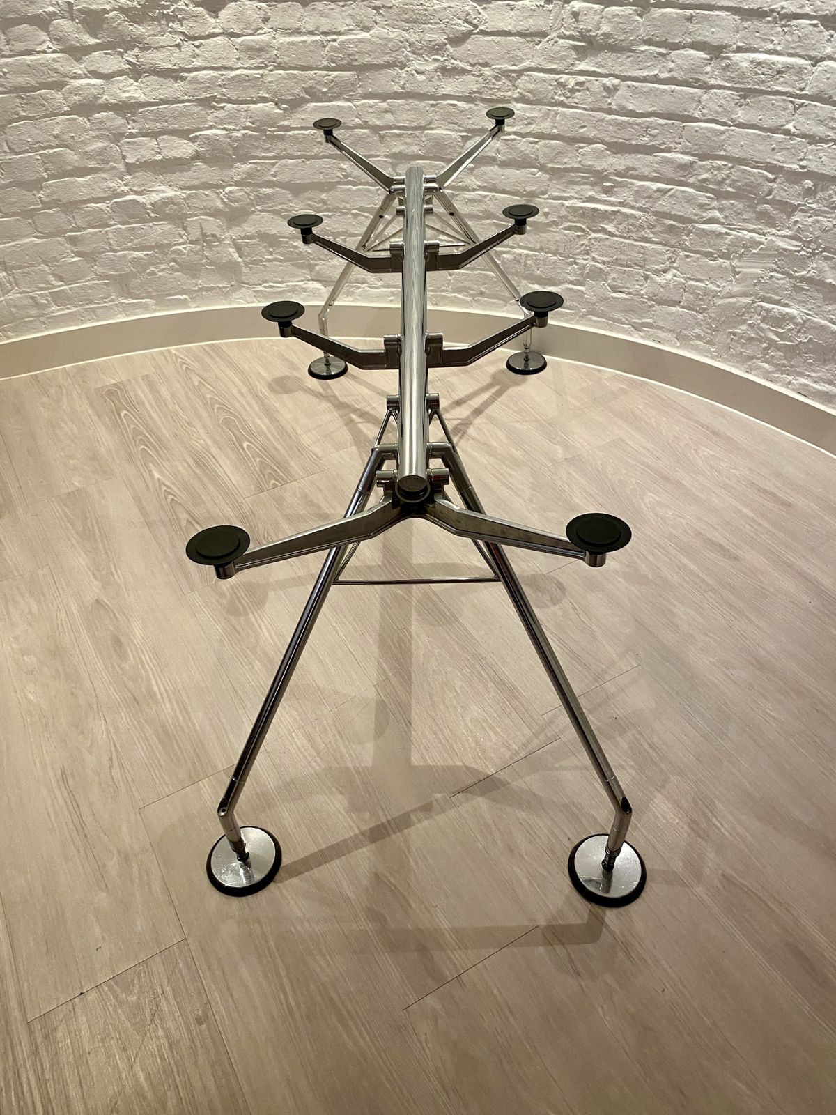 photo buy Sir Norman Foster Original Tecno 1980s Mid Century Tables For Sale X4 Available