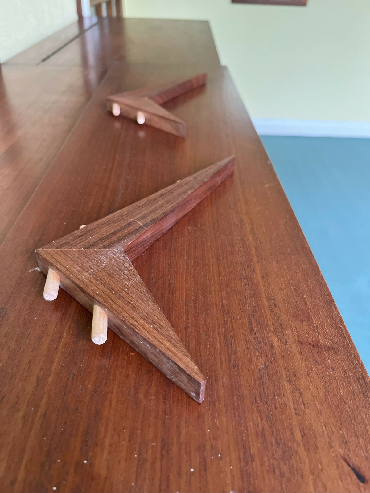 photo vinterior Poul Cadovius  1960s Danish Modular Wall Units And Shelves