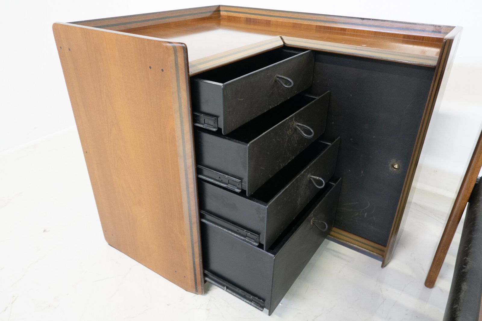 Artona Bed By Afra And Tobia Scarpa For Maxalto, With Matching Nightstands, Italy, 1970s photo buy