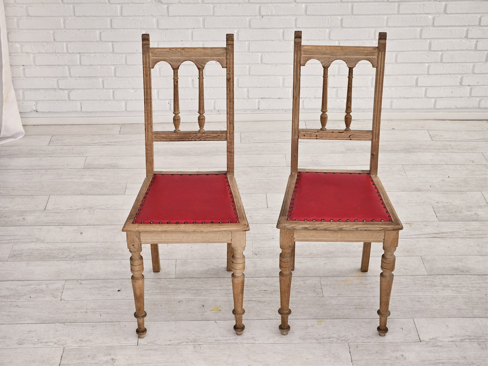 1950s, Set 2 Pcs Of Danish Dinning Chairs, Original Good Condition, Oak Wood. photo vintage