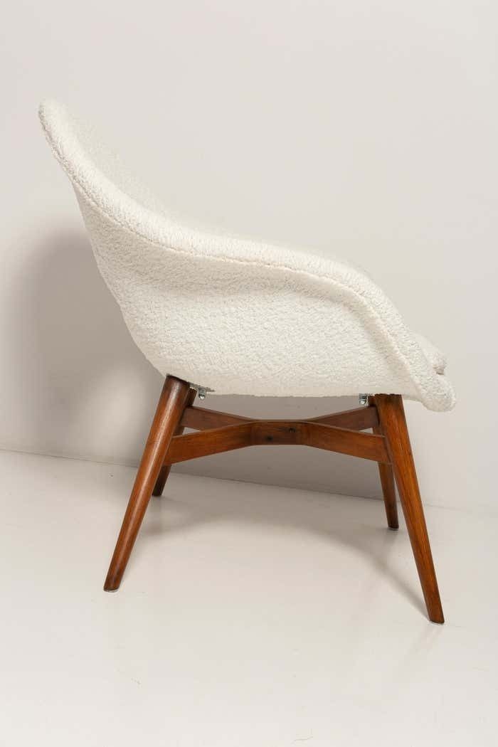 Mid Century White Boucle Shell Chair, Miroslav Navratil, Czechoslovakia, 1960s photo vinterior