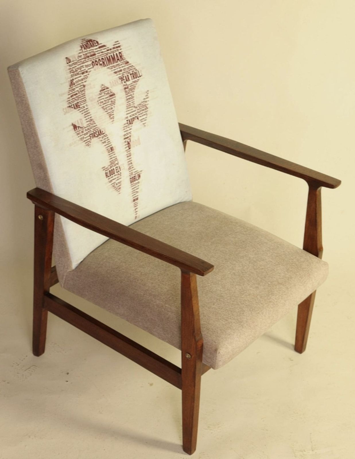 Vintage Armchair Wood Living Room Chair Horde Banner Version World Of Warcraft Design photo vintage