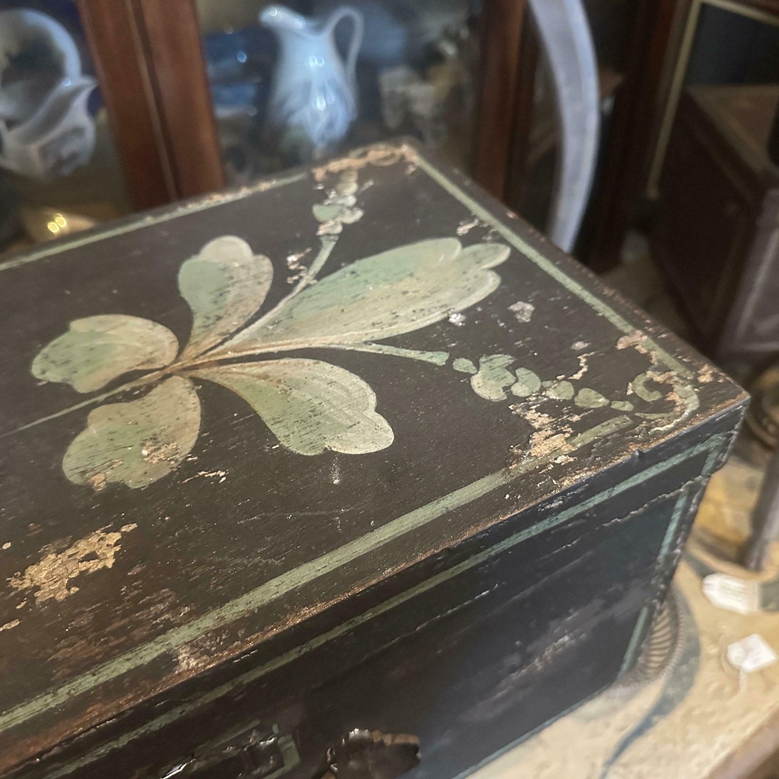 1890s Louis Philippe Brown And Green Lacquered Wood Sicilian Box photo for sale