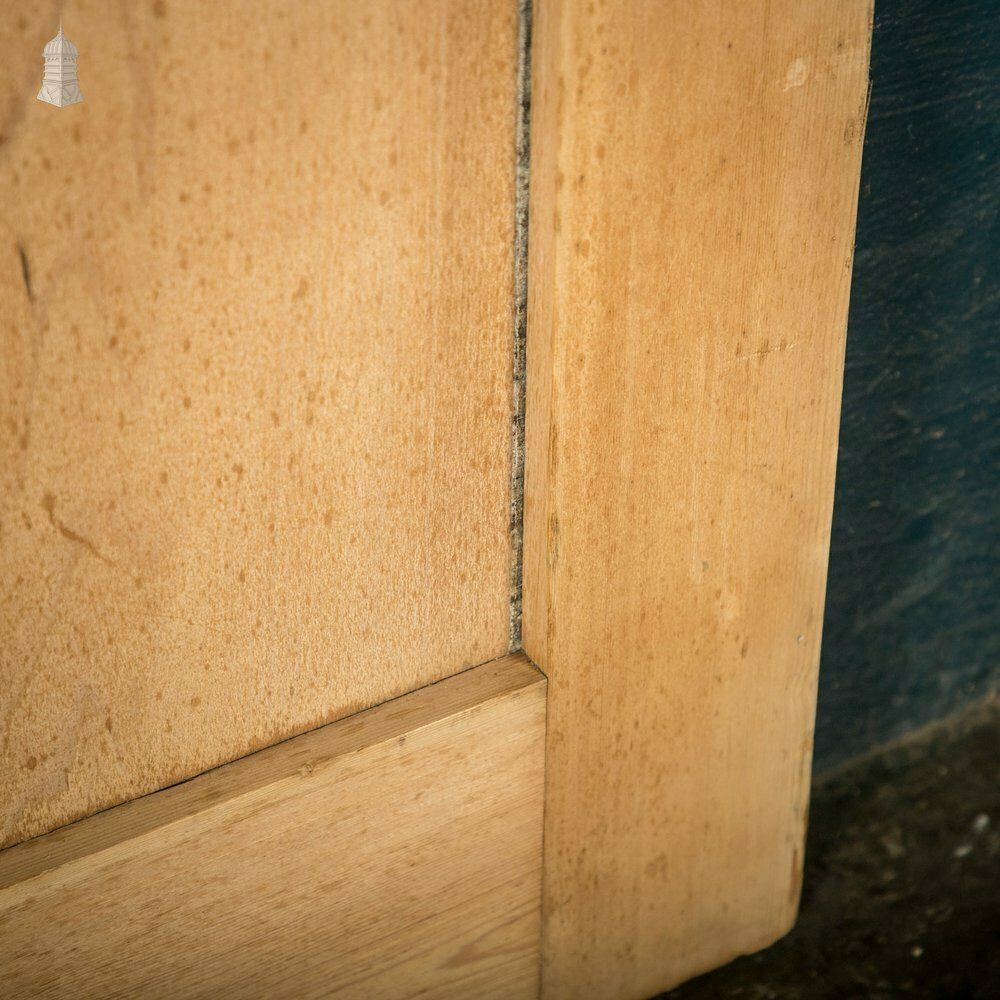 photo furniture Pine Paneled Door, 2 Panel Shaker Style
