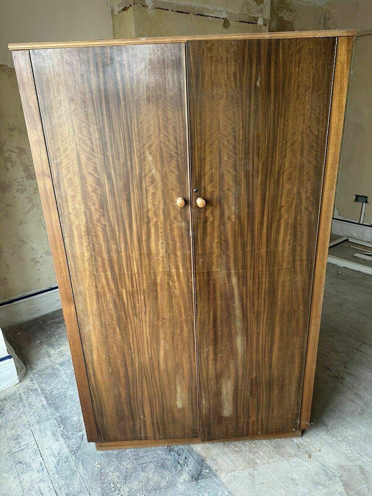 Cumbrae Furniture By Morris Of Glasgow Mid Century Wardrobe With Double Doors.