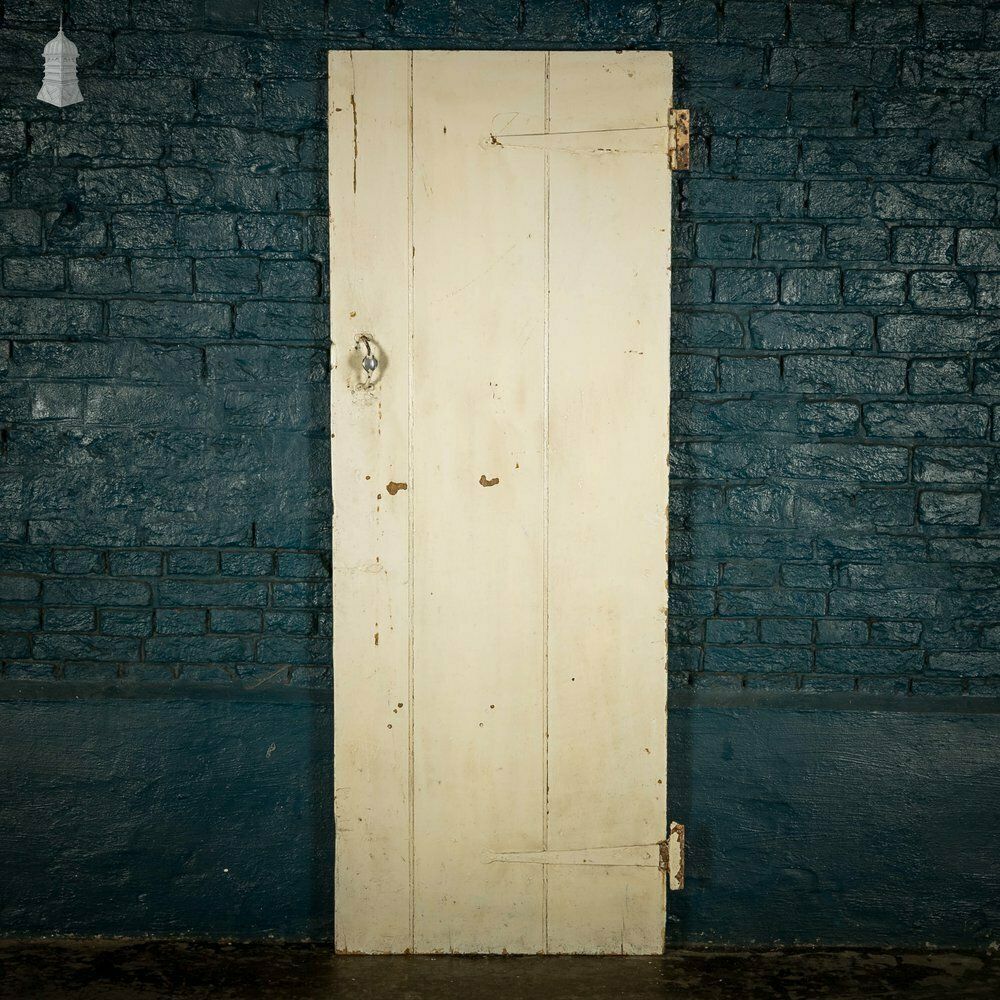 Plank & Ledge Door, Distressed Paint Finish, Strap Hinges