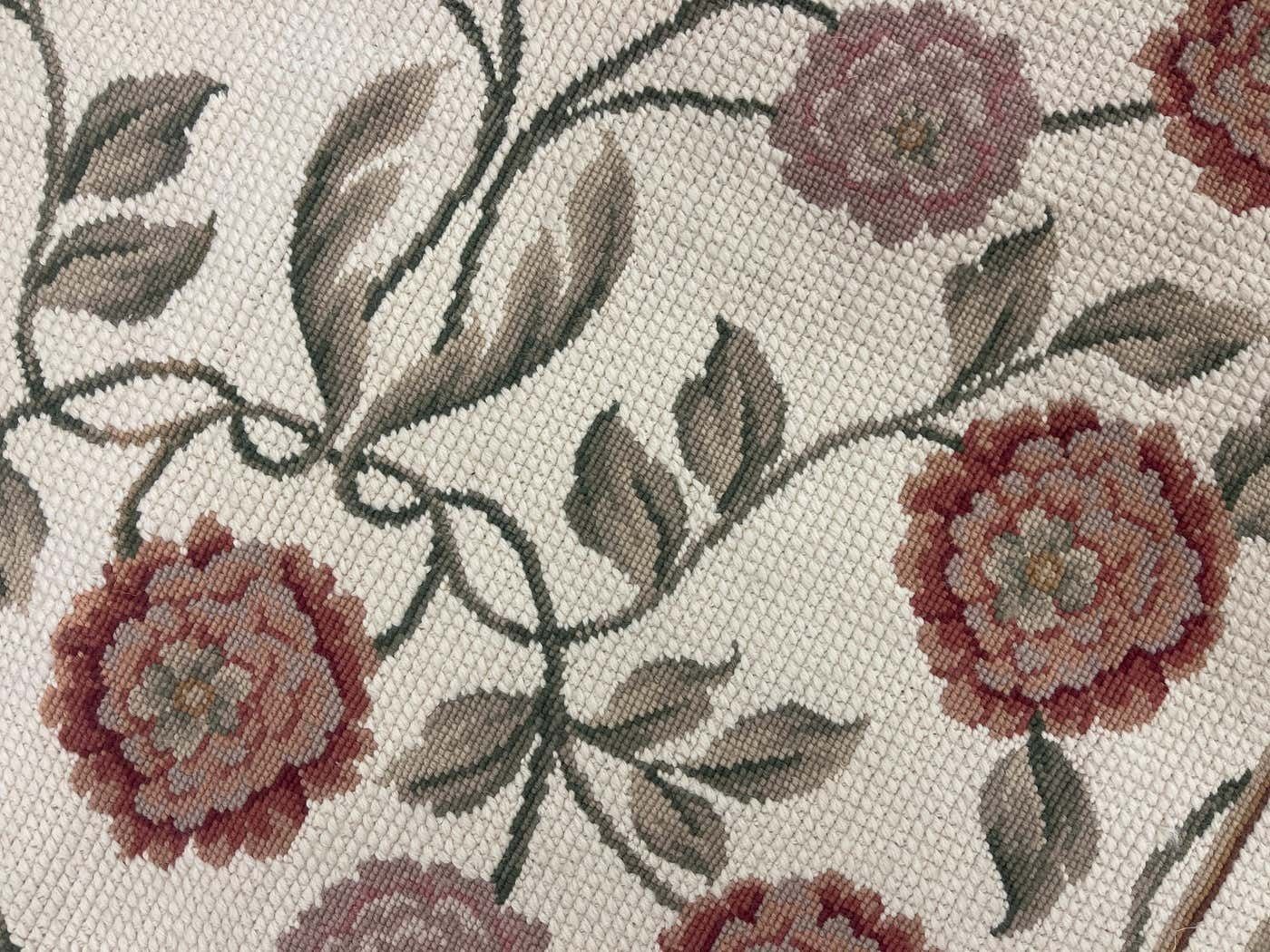 Floral Needlepoint Rug, Traditional Beige Handwoven Wool Carpet Rug Home Decor photo 1700.0