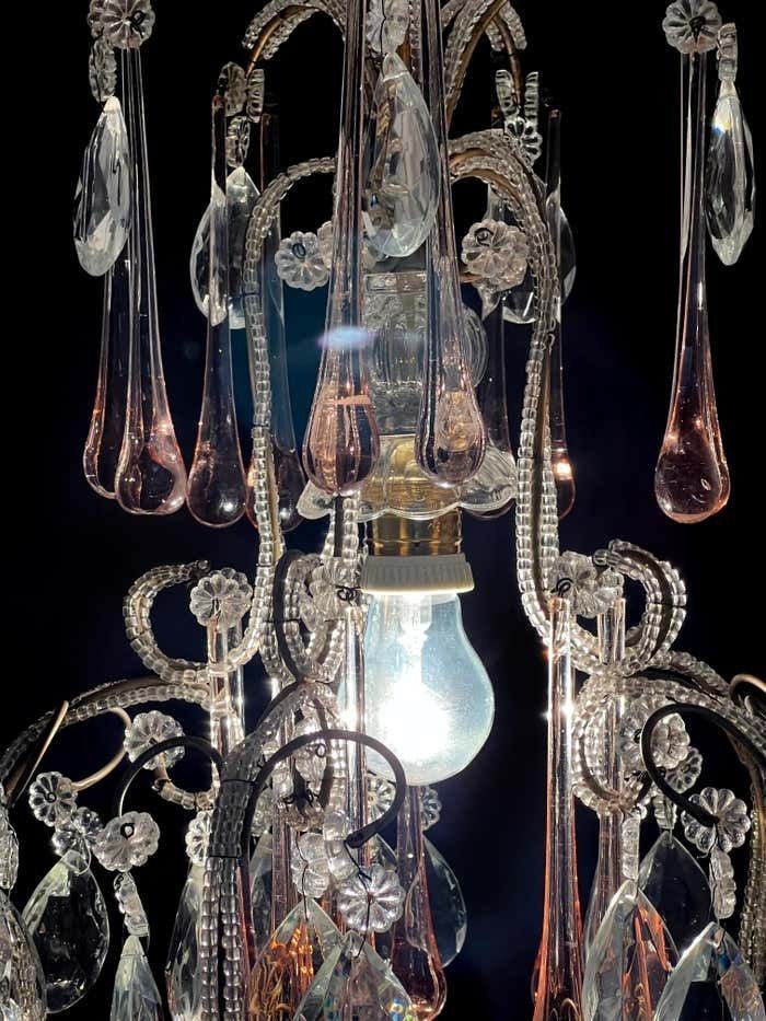 photo furniture Hepburn's Tears Murano Chandelier 1950s
