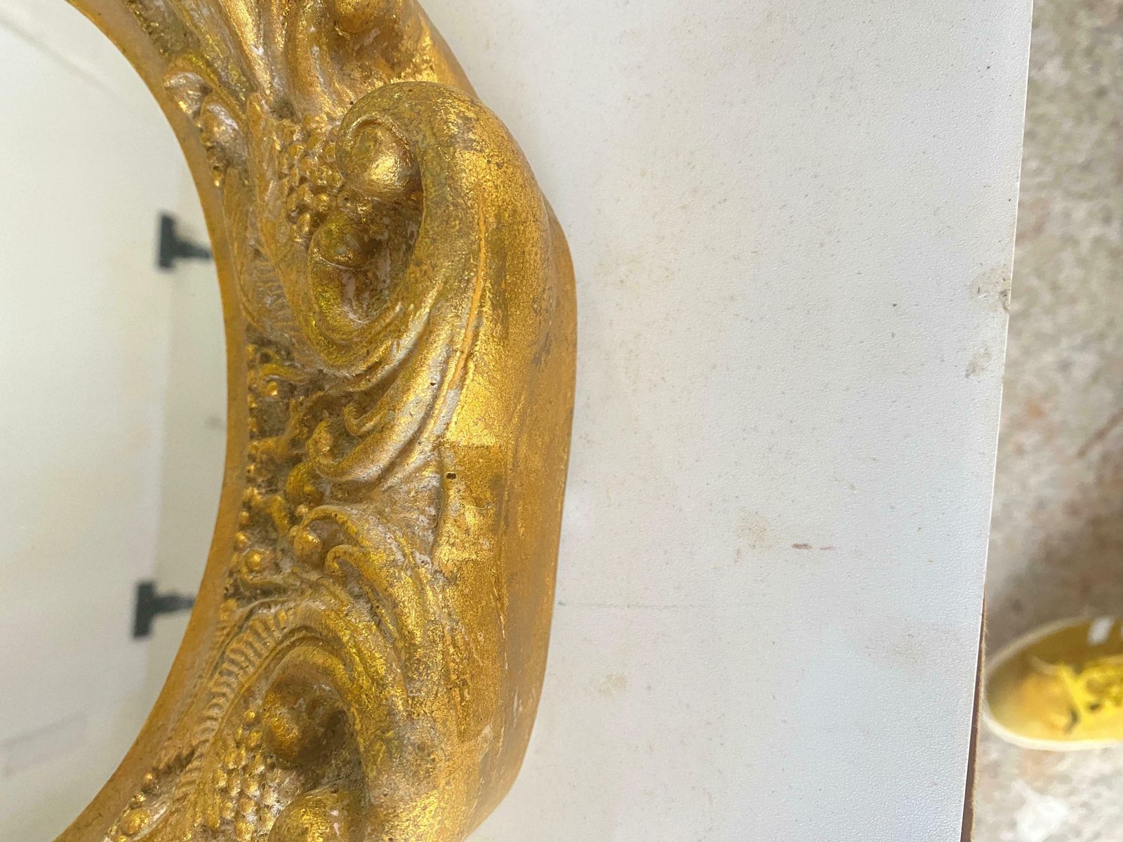 Gilt Mirrors In Resin Old Gilt Patina Style, 20th Century Set Of 2 photo vintage