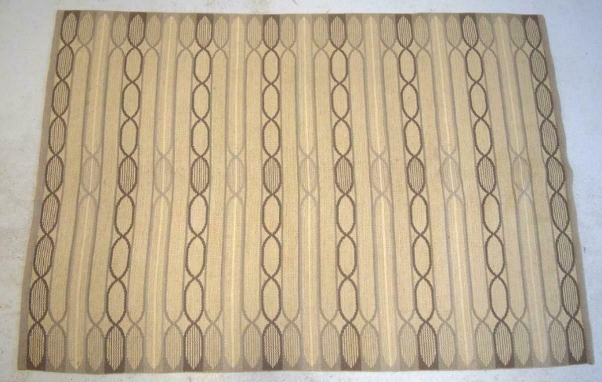 photo furniture Rölakan, Sweden. Large Handwoven Wool Carpet. Modernist Design.