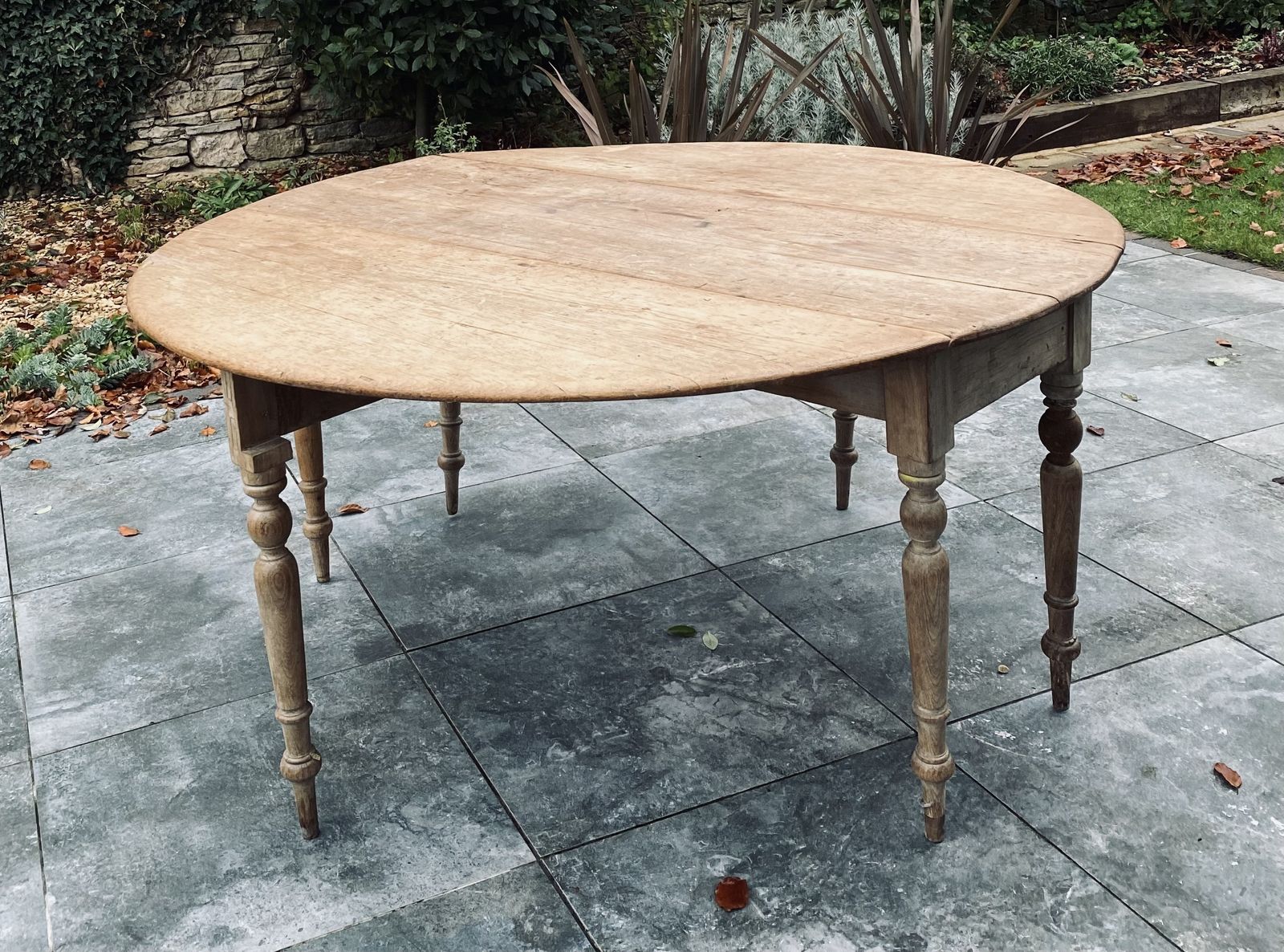 Antique Pine 150cm Gateleg Dining Table