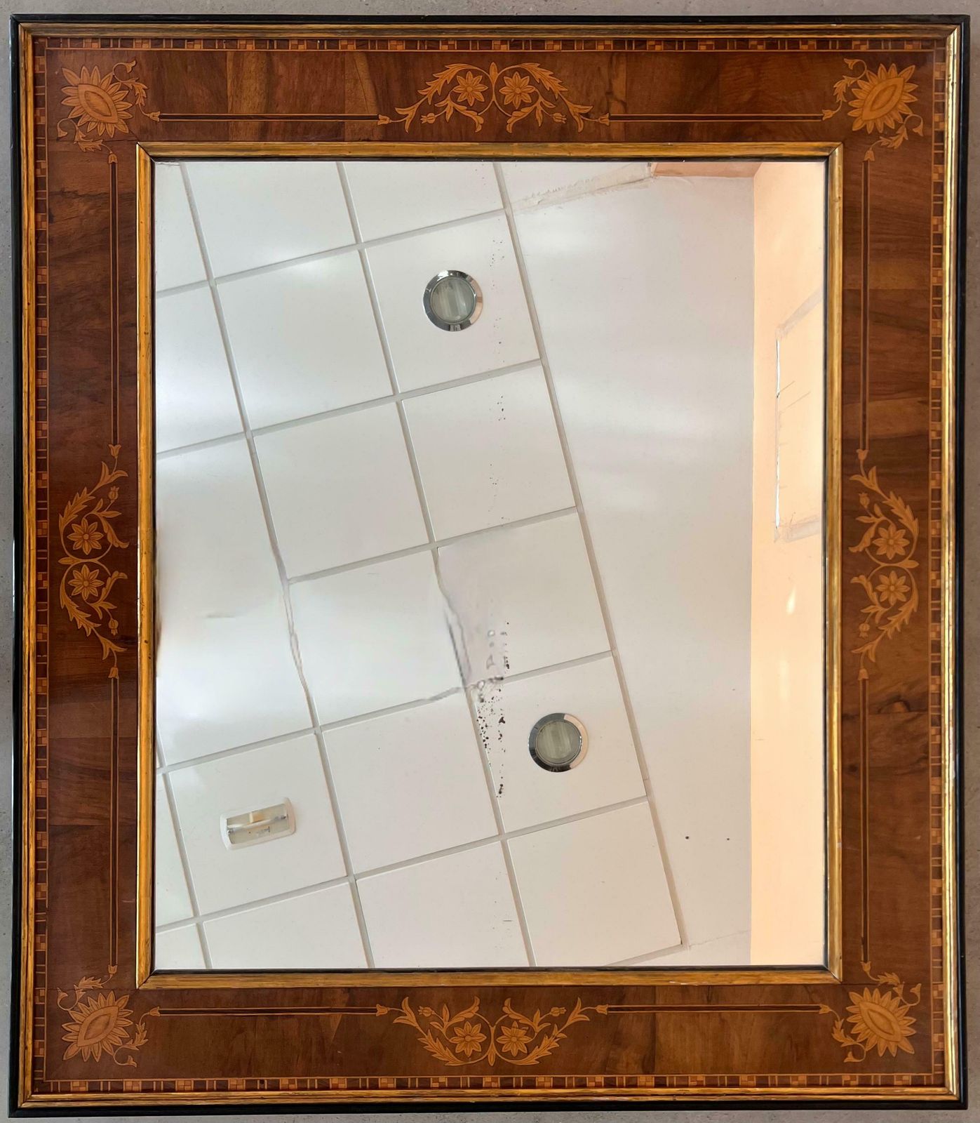 Miroir d'époque en acajou flammé et marqueterie, XIXe siècle photo Décoration