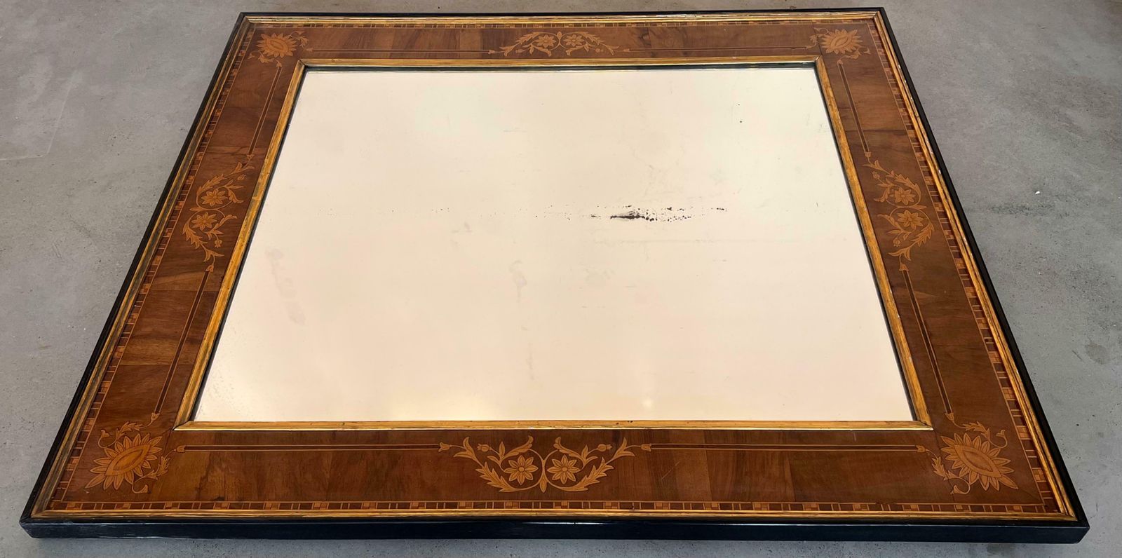 Miroir d'époque en acajou flammé et marqueterie, XIXe siècle photo 2698.0