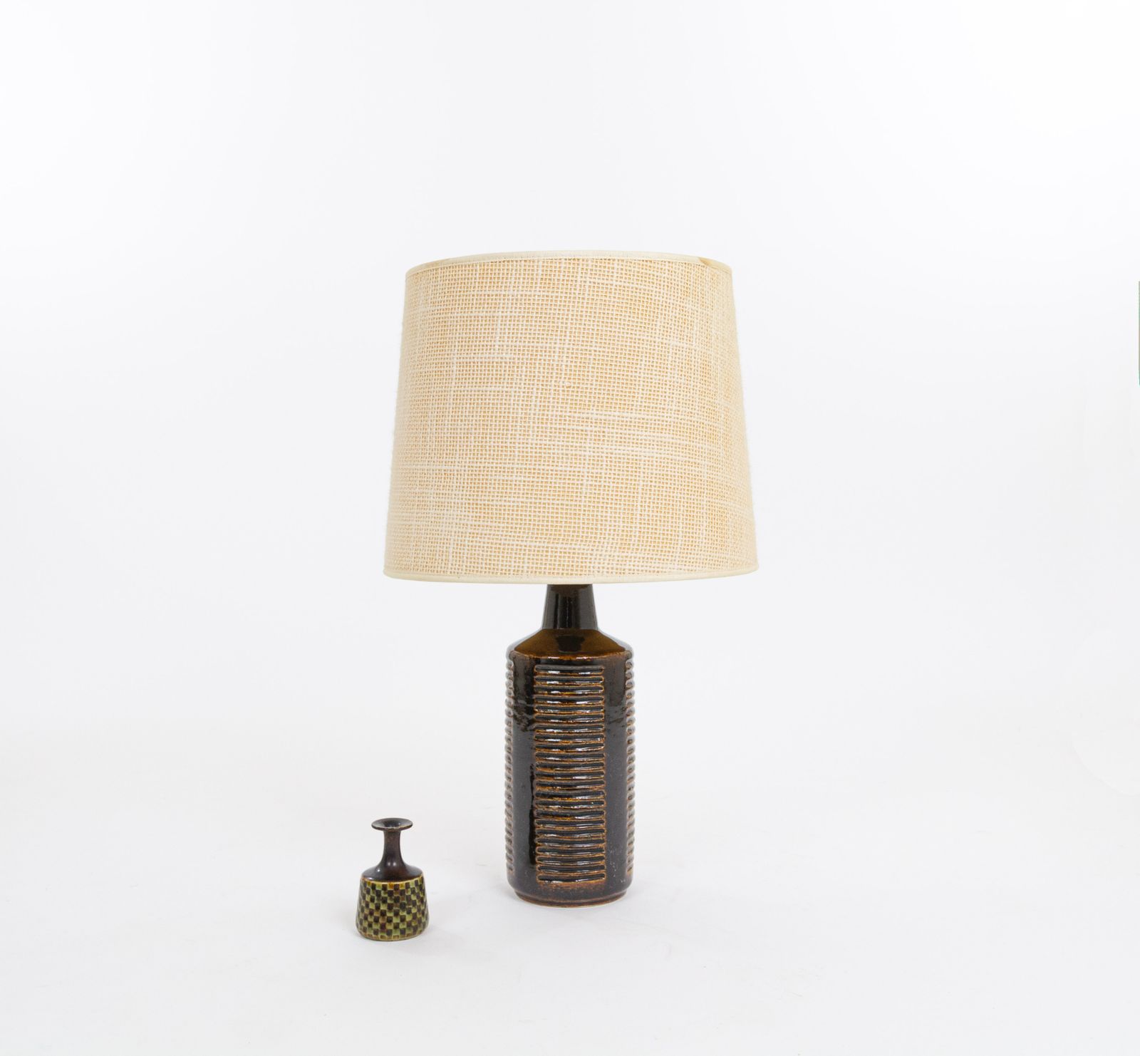 Dark Chocolate Brown Dl/30 Table Lamp By Linnemann Schmidt For Palshus, 1960s