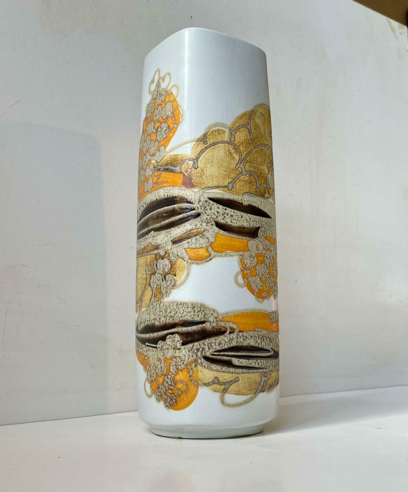 Abstract Danish Modern Royal Copenhagen Faience Vase By Ellen Malmer £257.72 photo furniture