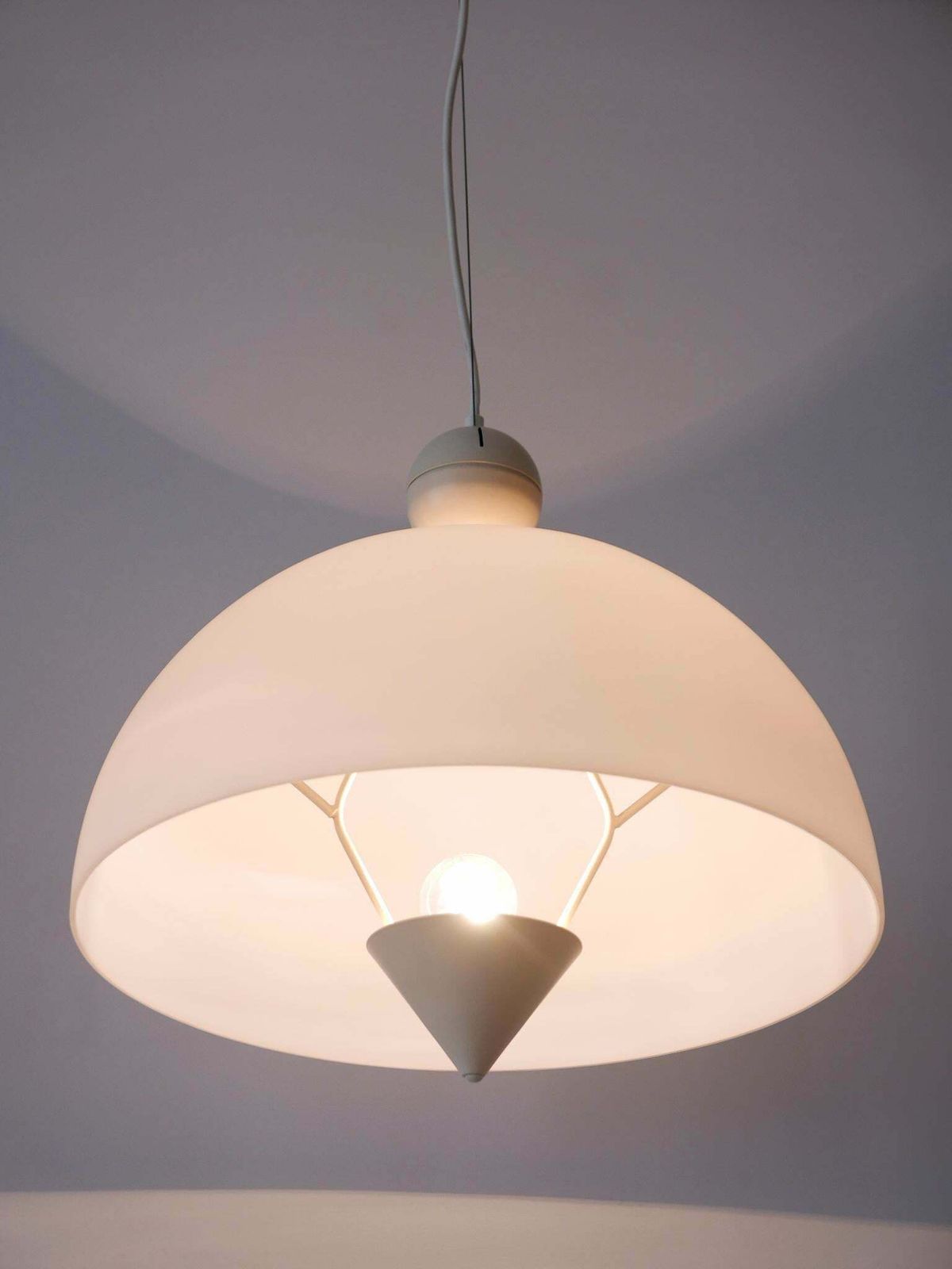 photo vintage Rare & Elegant Mid Century Modern Pendant Lamp Or Hanging Light Italy 1970s