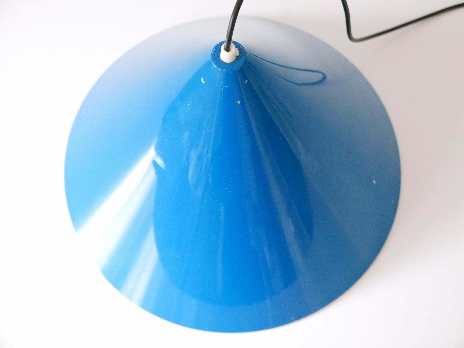 photo vinterior Large Mid Century Modern Billard Pendant Lamps By Louis Poulsen Denmark 1960s