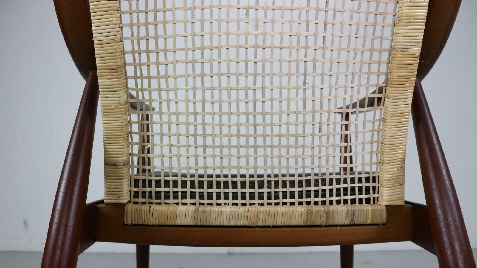 photo buy Peter Hvidt& Orla Mølgaard Nielsen Fd146 Cane Back Easy Chair, Denmark