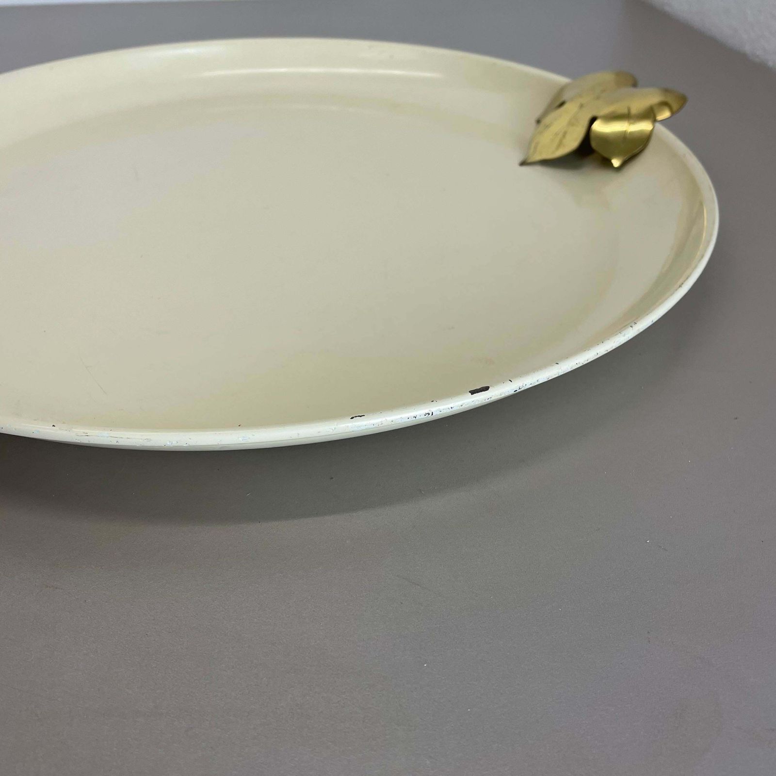 photo furniture Unique Hollywood Regency Brass Metal Tray By Vereinigte Werkstätten München 1950