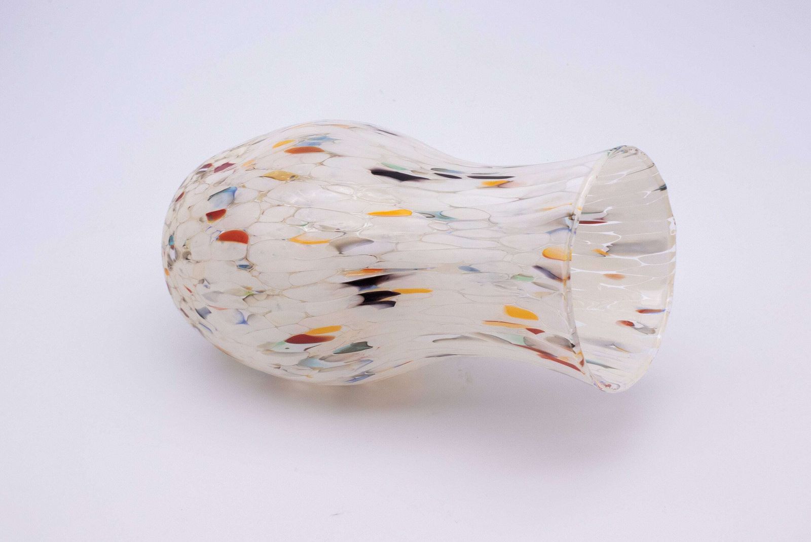 Jacksonville, Murano Glasses Vase Color "Ivory", Model Goto, Handmade, Murano Glass Made In Italy photo Home Decor