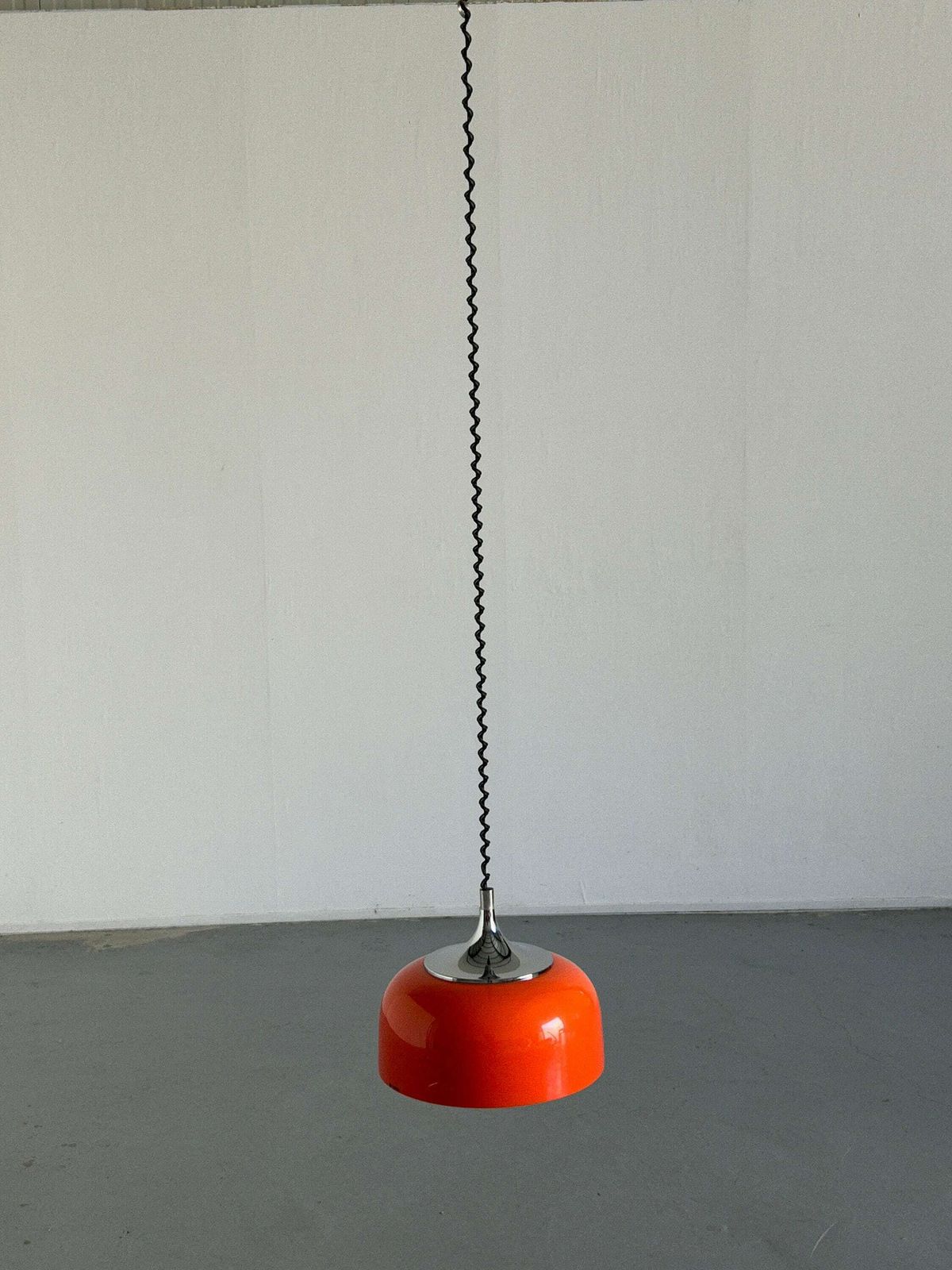 Mid Century Modern Orange Pendant Lamp Designed By Harvey Guzzini For Meblo, 1970s Space Age, Yugoslavia / Atomic Age Ufo Hanging Light photo vinterior