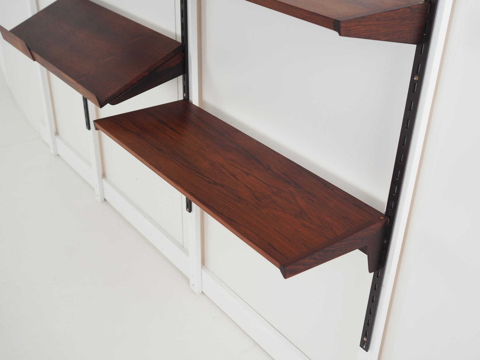 photo furniture Vintage System Bookcase, Danish Design, 1960s, Designer: Kai Kristiansen