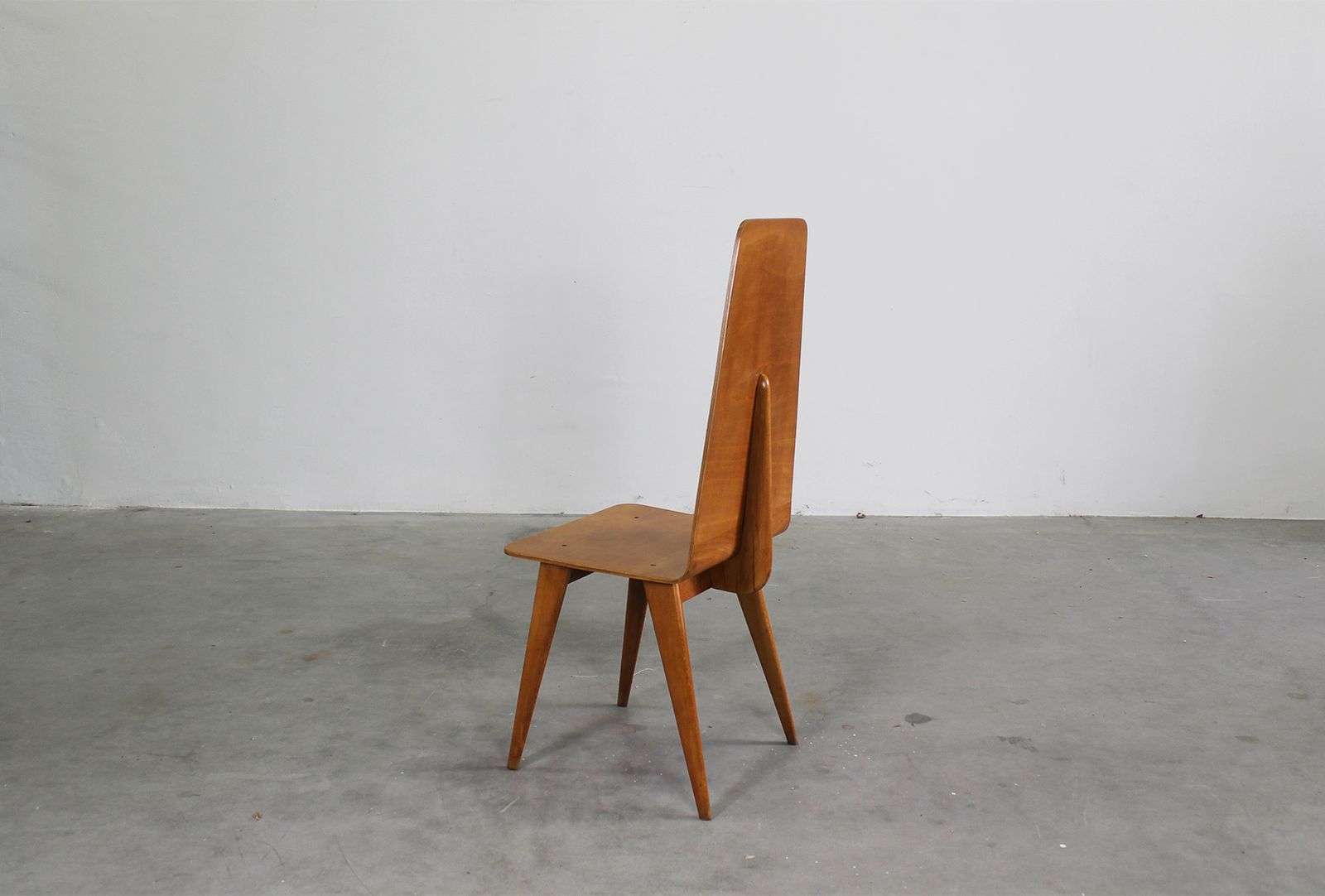 photo vintage Sineo Gemignani Set Of Six Chairs In Curved Wood Italian Manufacture 1940s