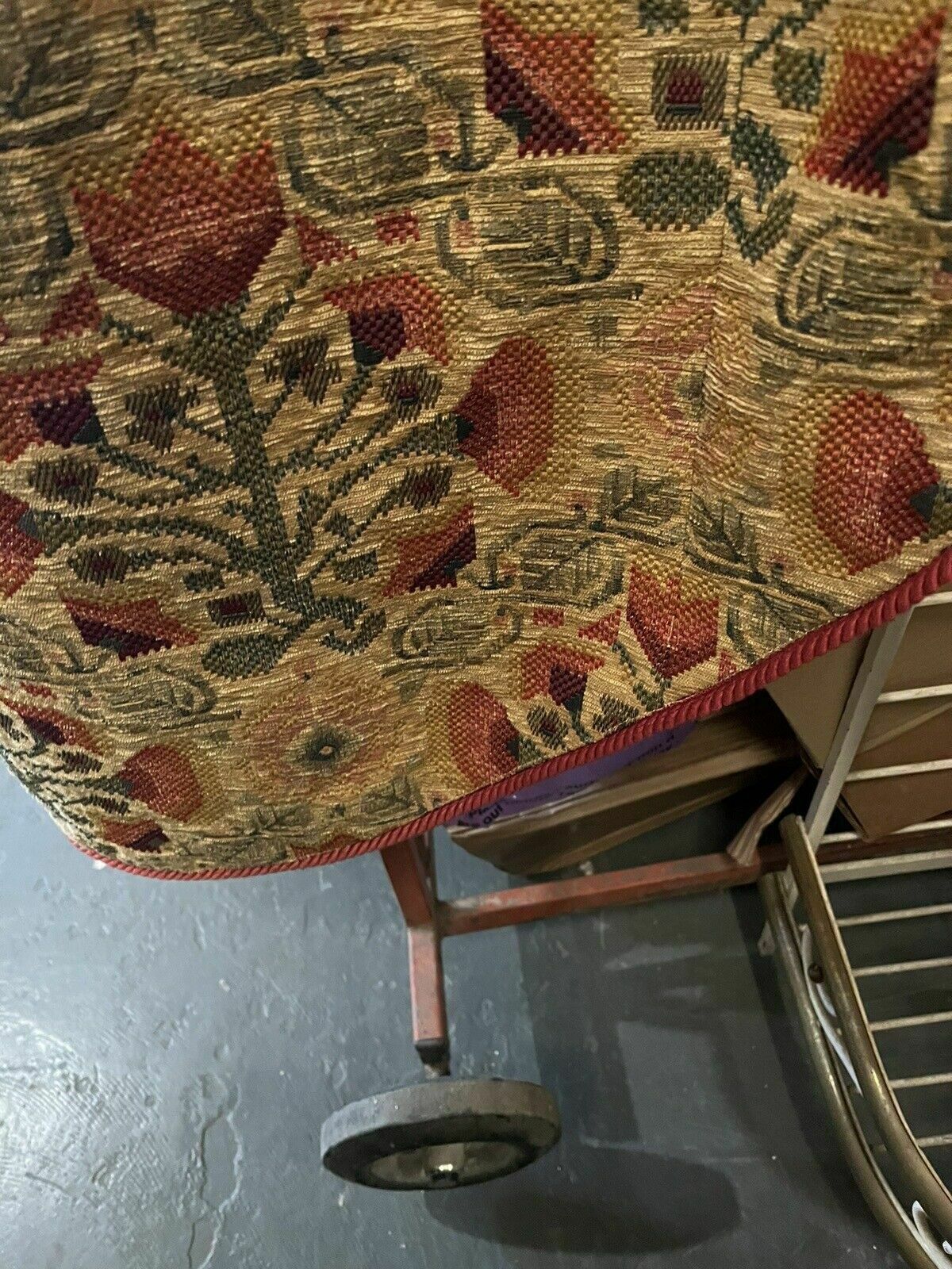 Huge Tablecloth, 295 Cms In Length X 123 Cms, Superb Heavy Quality. Tapestry photo 575.0