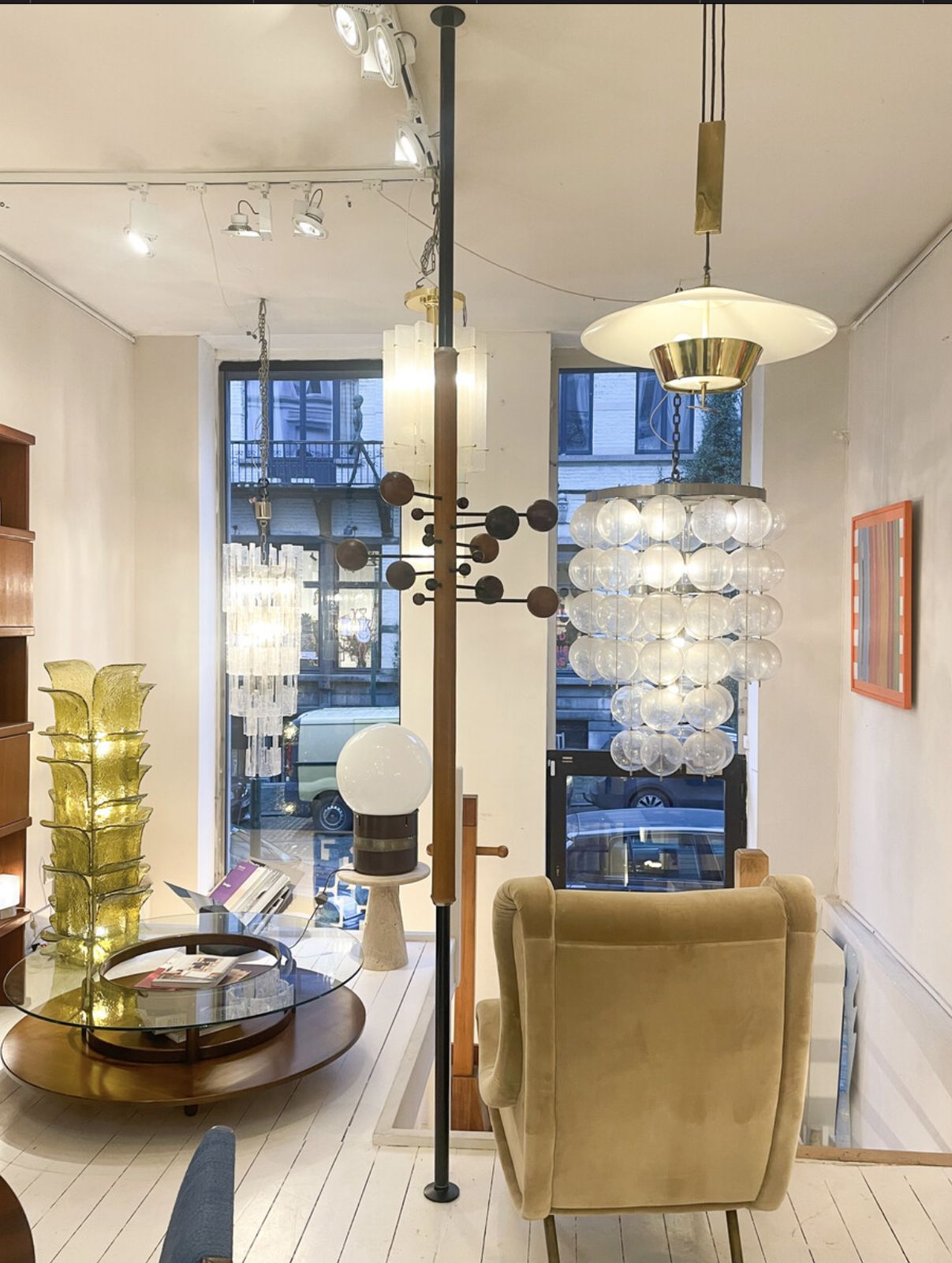 Early Edition T16 Coat Rack By Osvaldo Borsani For Tecno Italy, 1960s photo buy