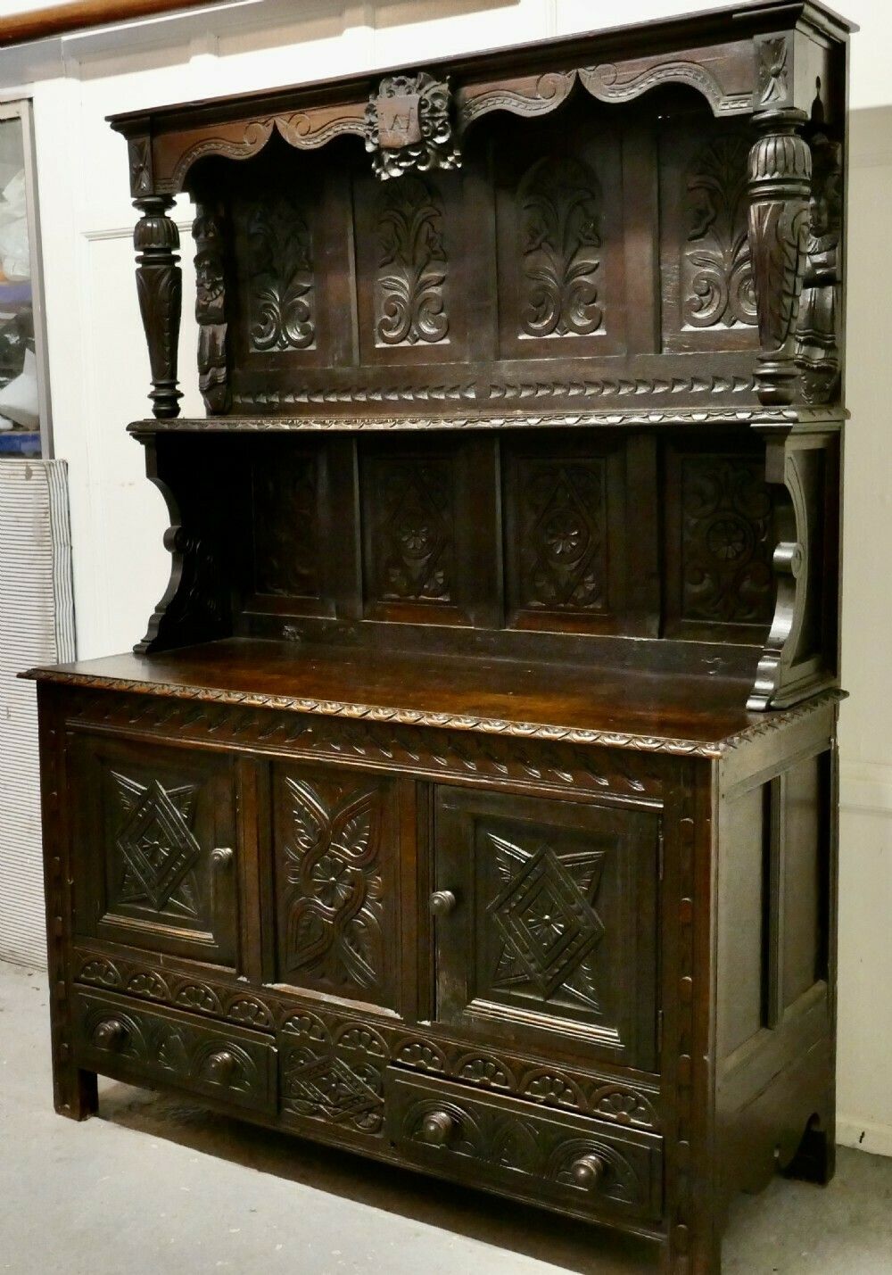 18th Century Carved Oak Dresser With Kings photo for sale