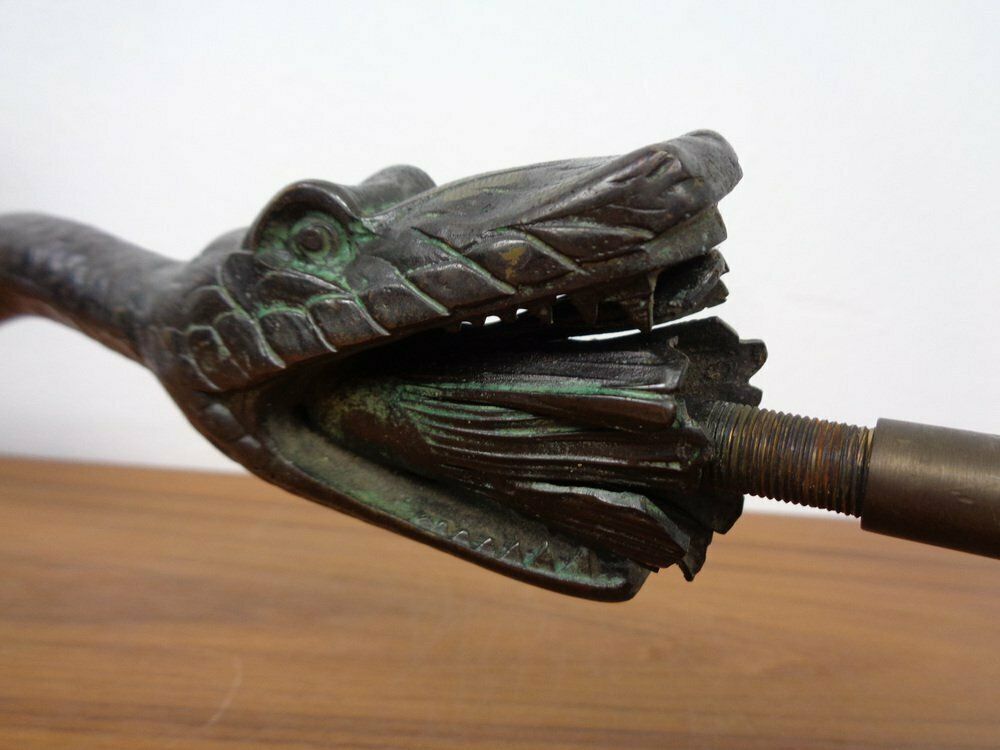 photo furniture Art Deco Snake Bonze Table Lamp, France, 1920s