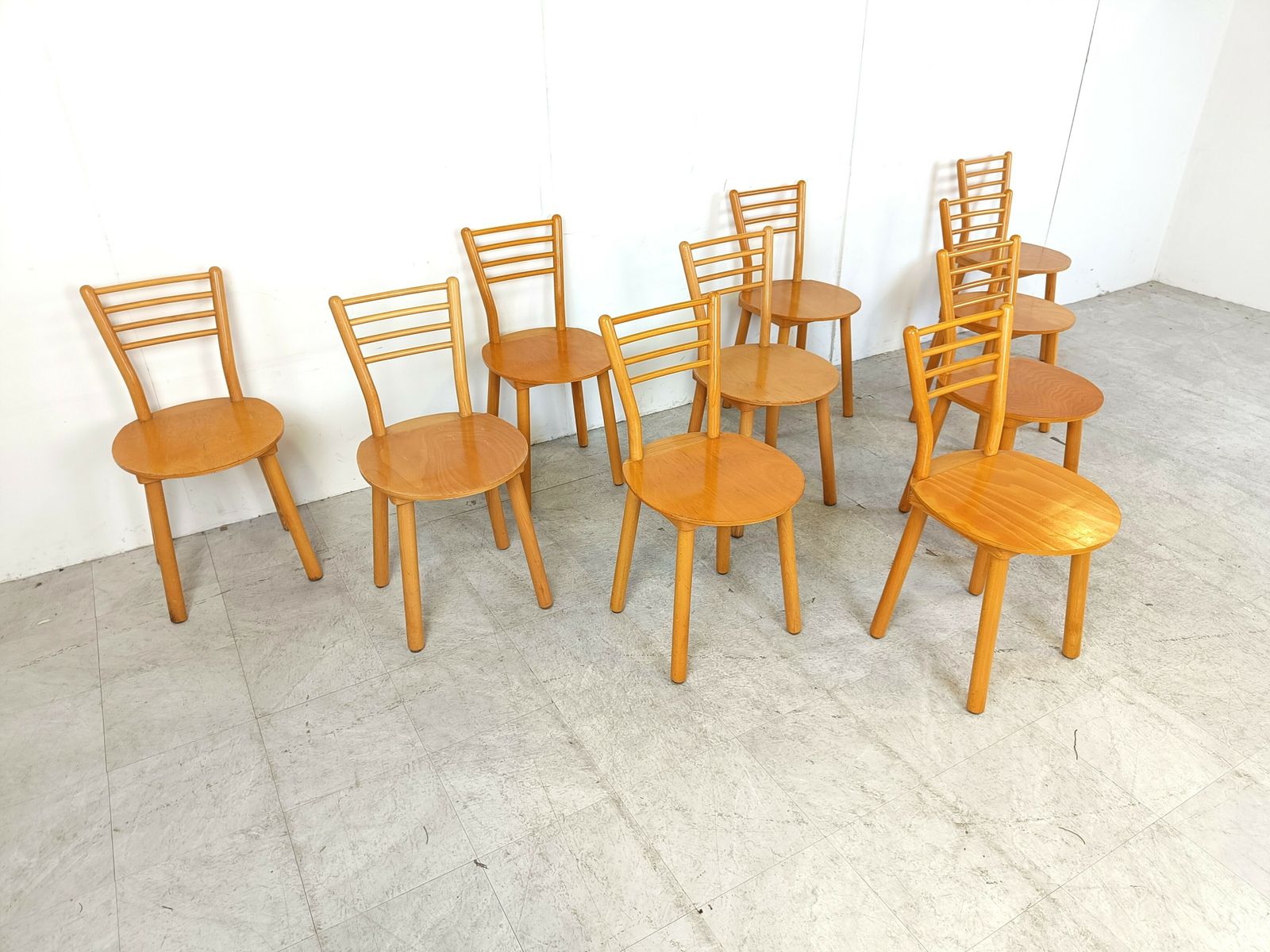 photo furniture Vintage Scandinavian Dining Chairs, 1970s