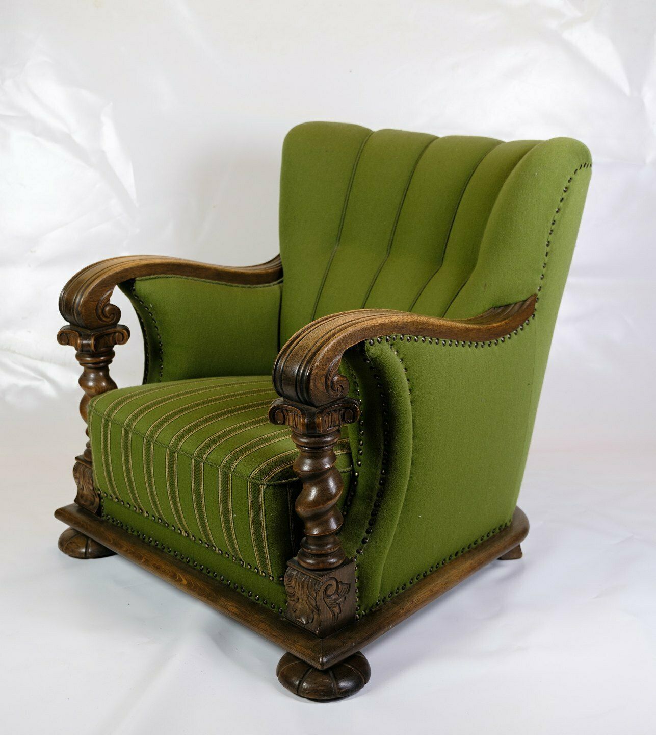Armchair In Green Fabric & Wood Carvings From 1920s photo 1125.0