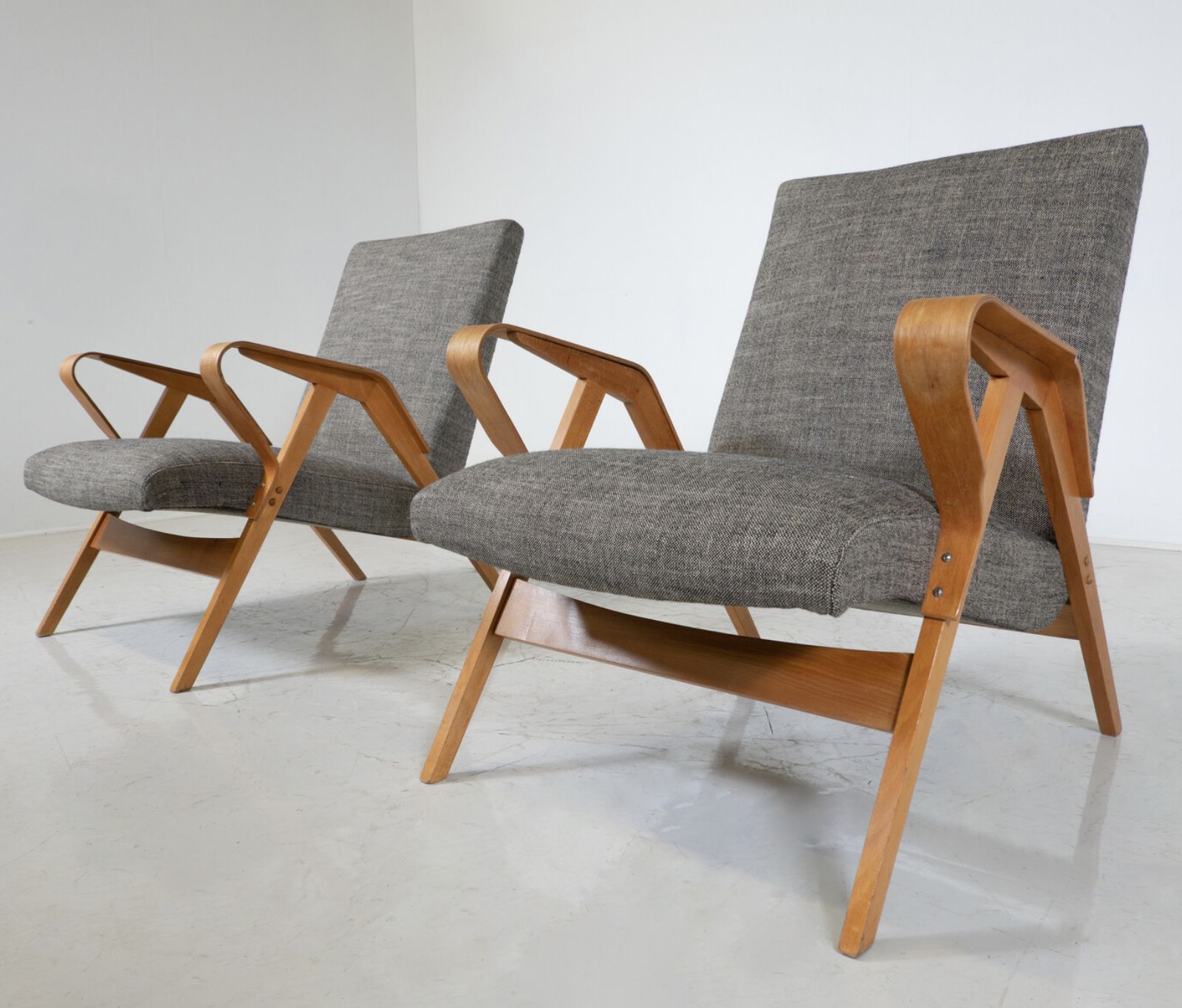 Mid Century Modern Pair Of Armchairs, 1950s, Czech Republic (New Upholstery) photo Furniture
