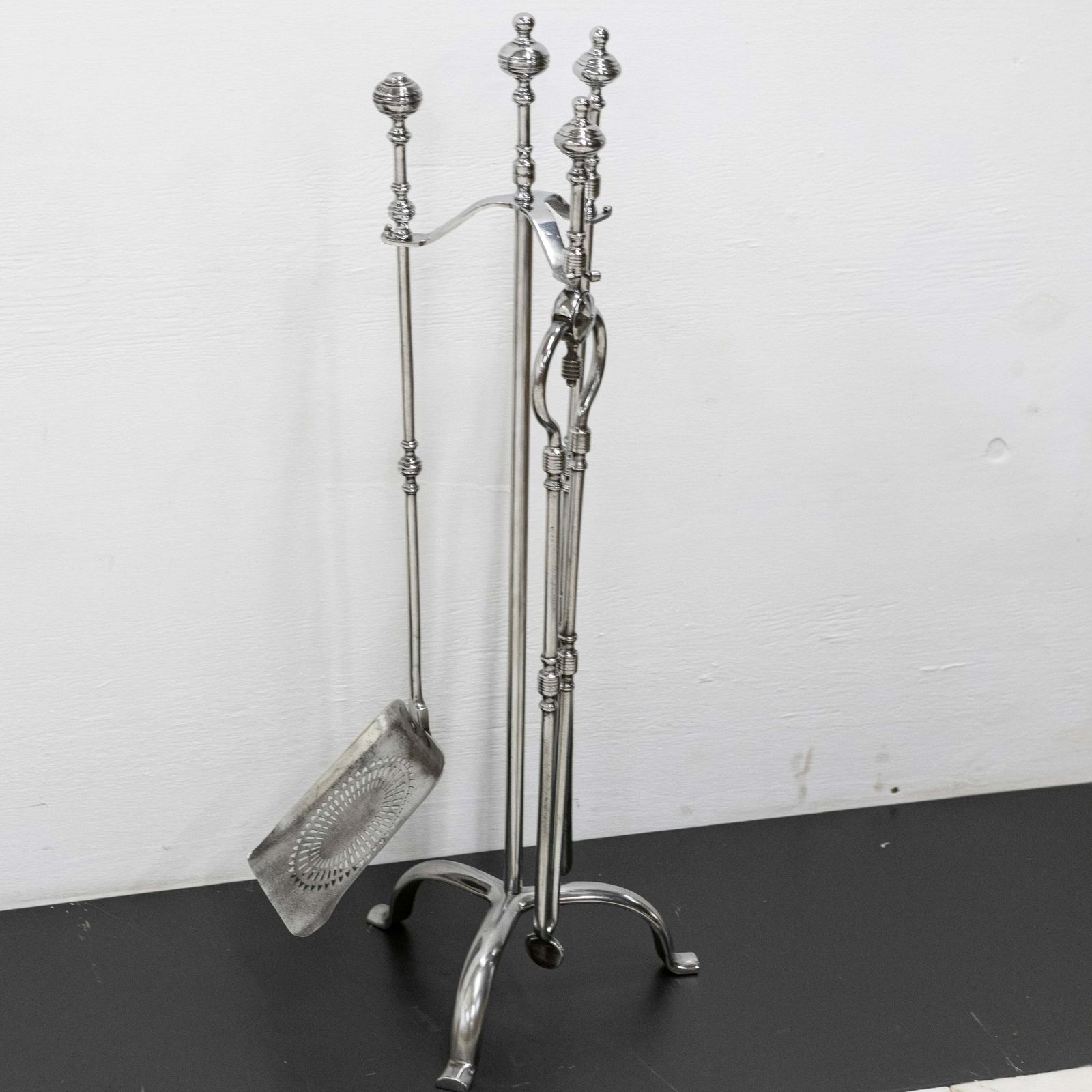 Antique Steel Fireplace Companion Set photo 650.0