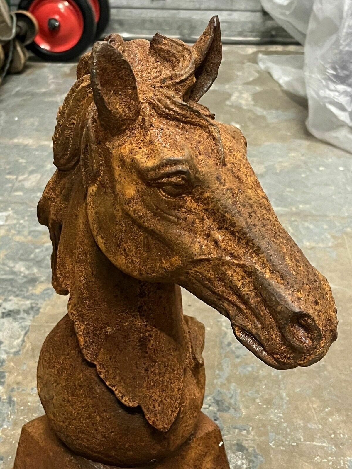Large Cast Iron Horse Head Statue. photo 301.0