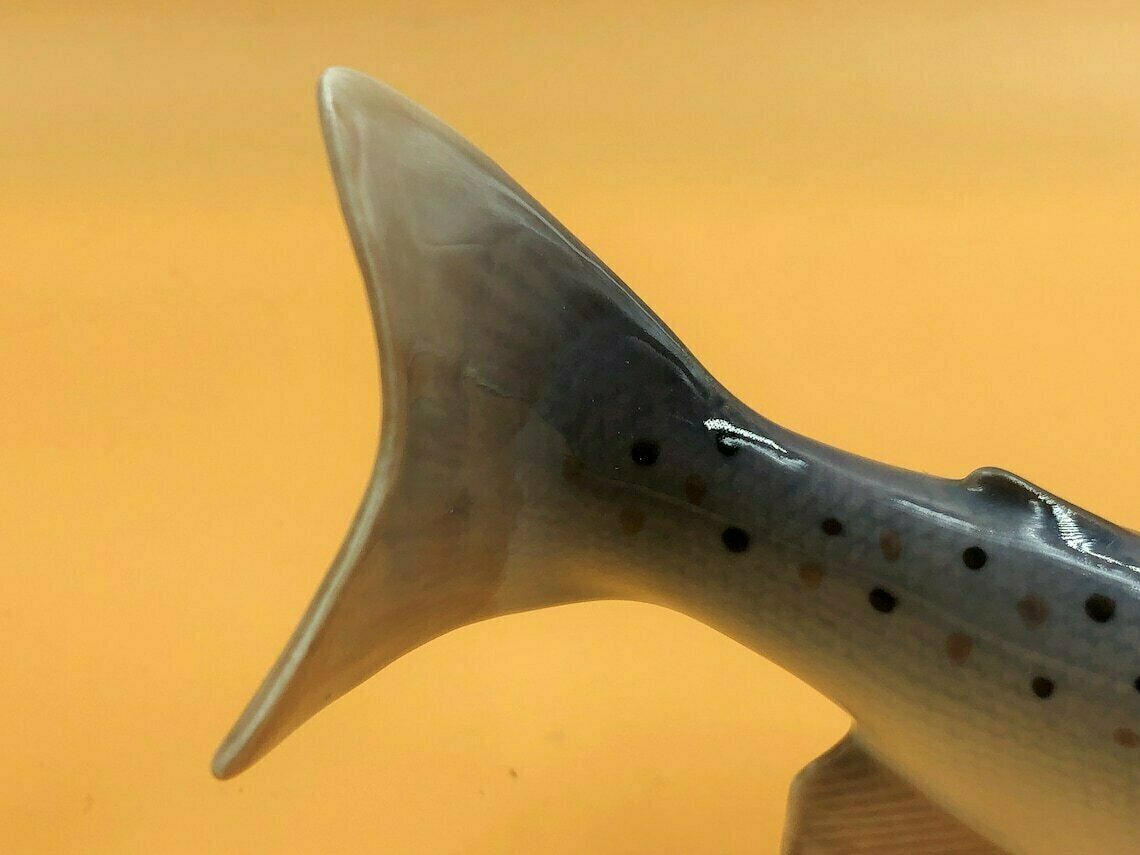 Royal Copenhagen Porcelain Rainbow Trout Fish Figurine. No. 136. photo 125.0