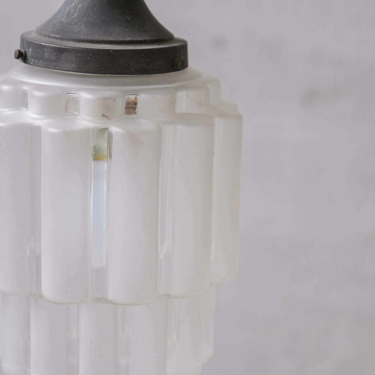 Art Deco 'Sky Scraper' Glass Two Tone Pendant Light photo 775.0