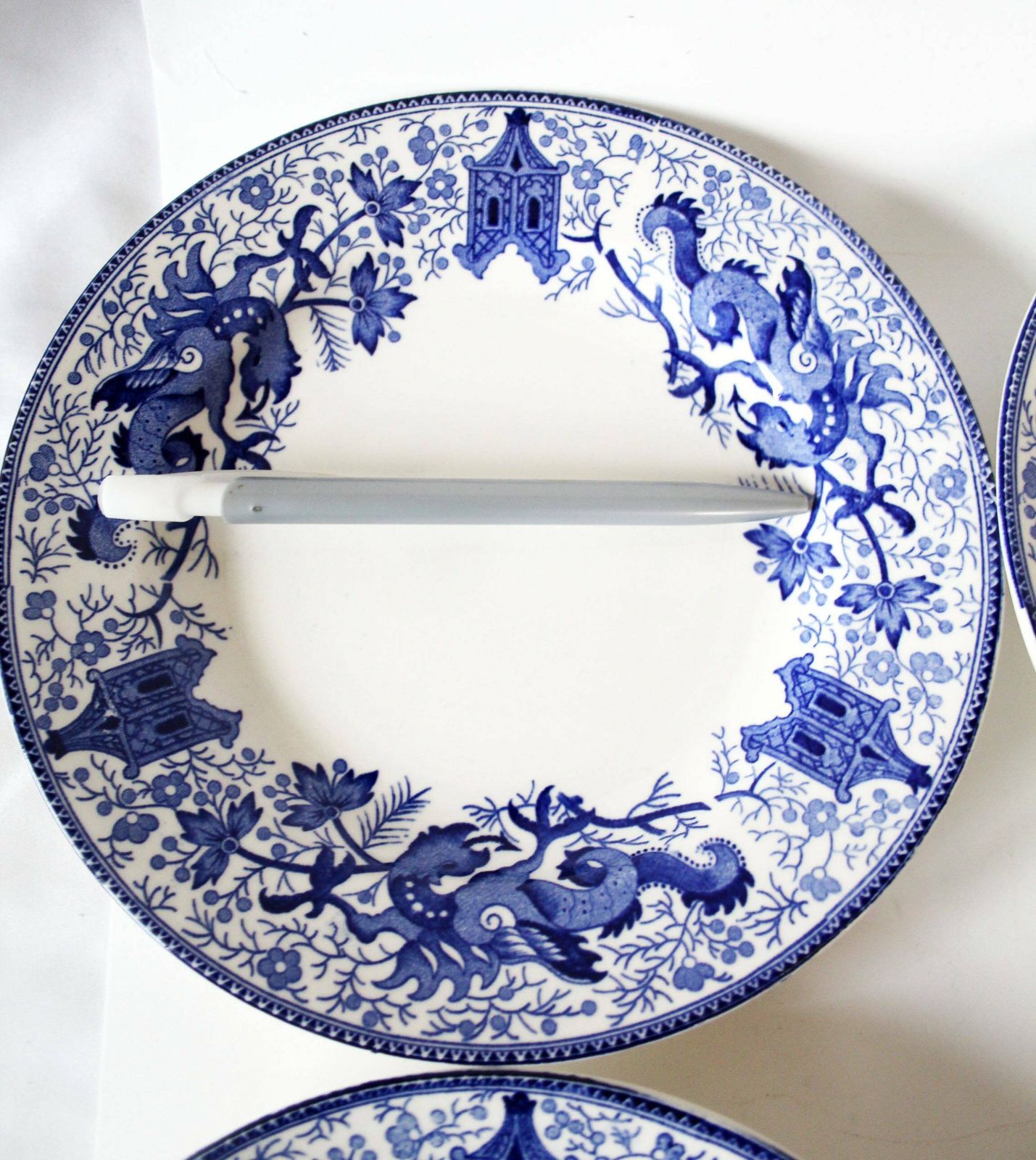 6 Vintage Keramische Dessertborden Delfts Blauw Boch België Dragon Pagodes Chinees Ontwerp Verzamelbord Blauw Wit, ø 8 Inch / 20,5 Cm photo buy