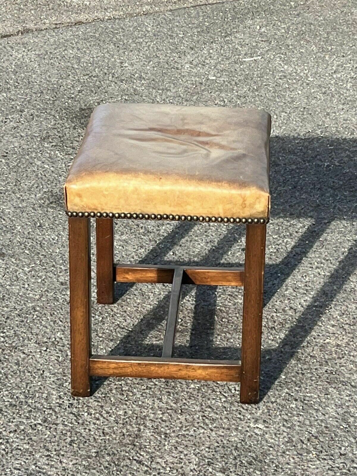 Tan Leather Foot Stool. Very Good Quality photo 345.0