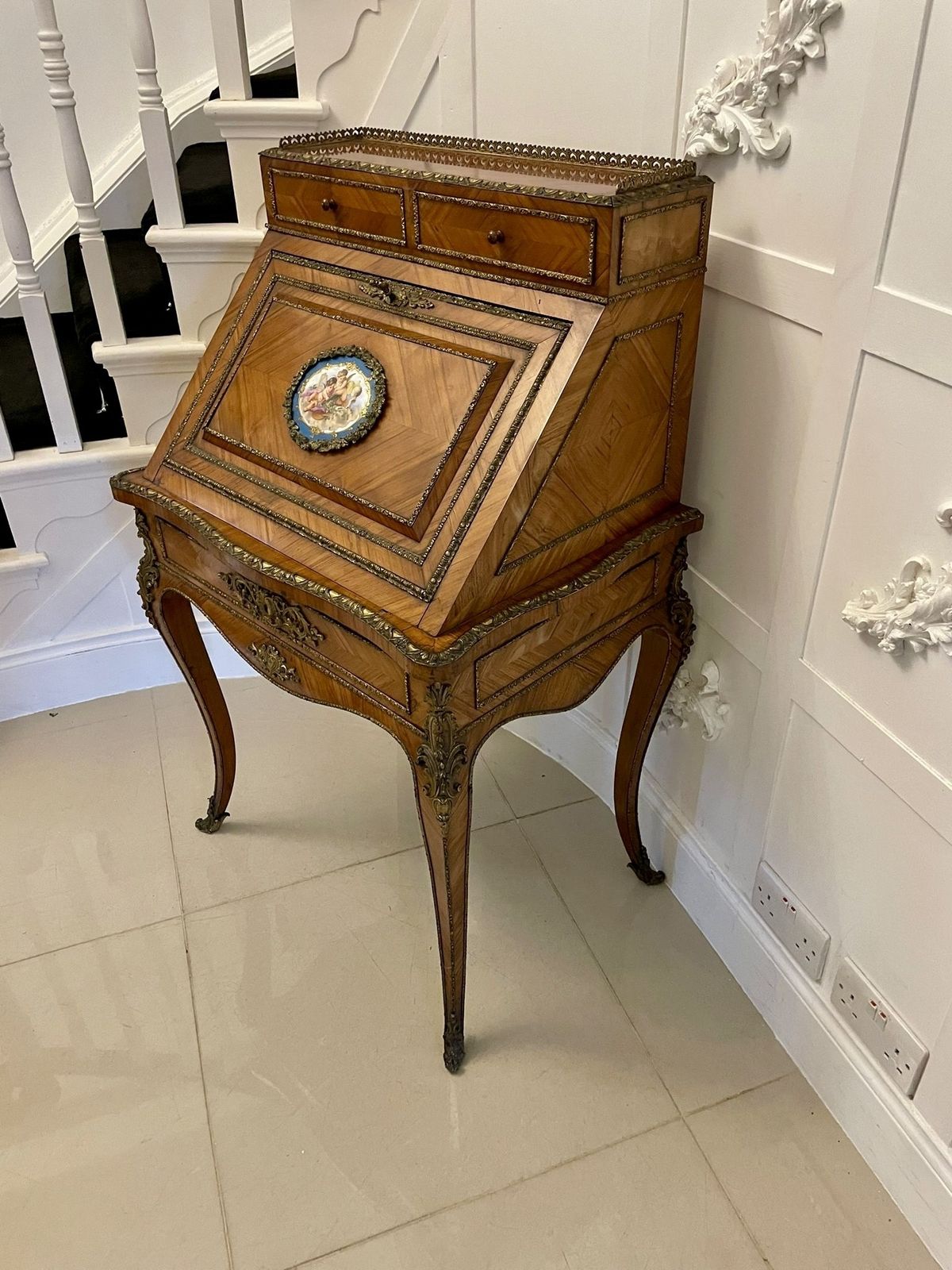 photo buy Fine Quality French Antique 19th Century Kingwood And Ormolu Mounted Bureau