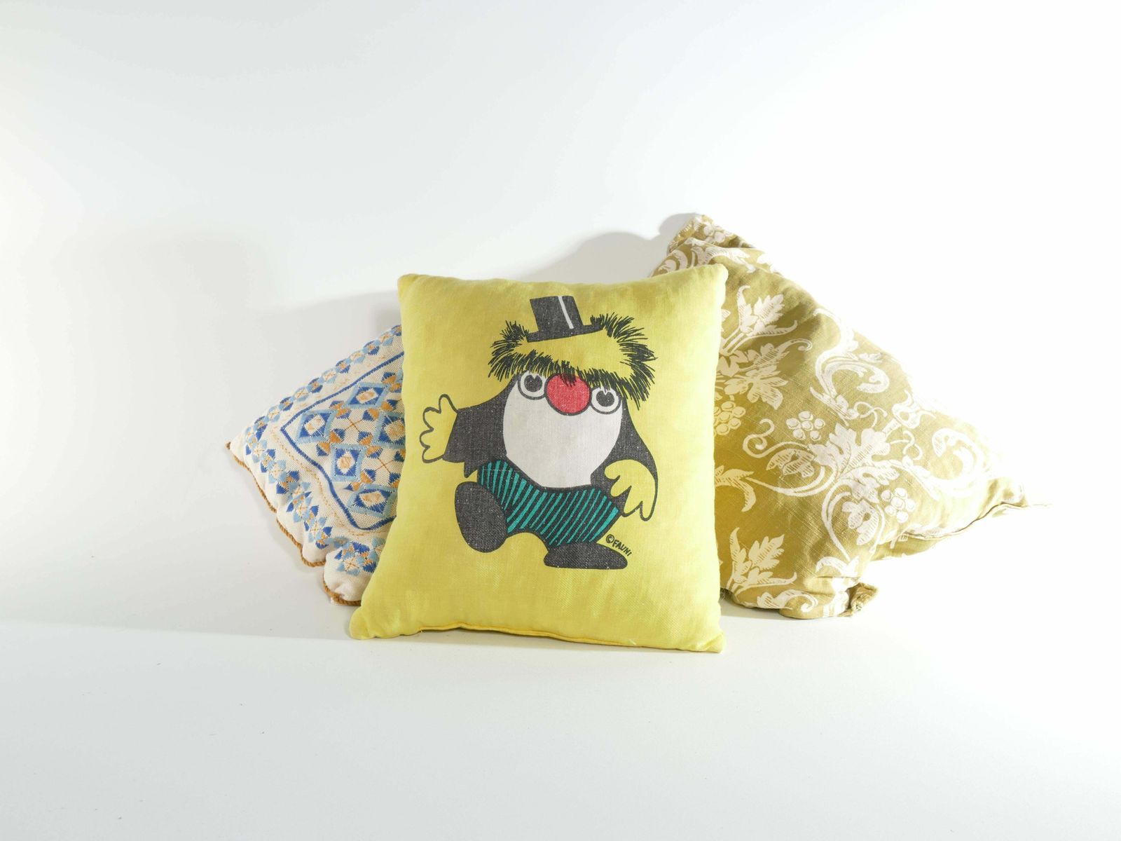 129.0 1970’s Atelier Fauni Yellow Pillow Depicting Mr Edward The Business Troll photo