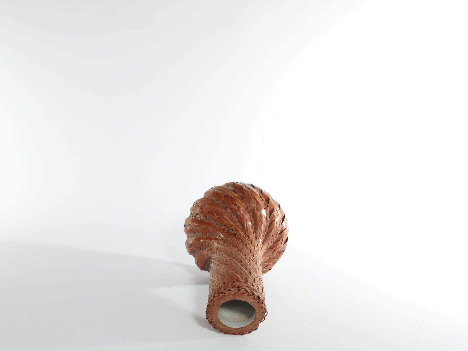 Early 20th Century Taisho/Showa Period Japanese Woven Bamboo Ikebana Vase photo vintage