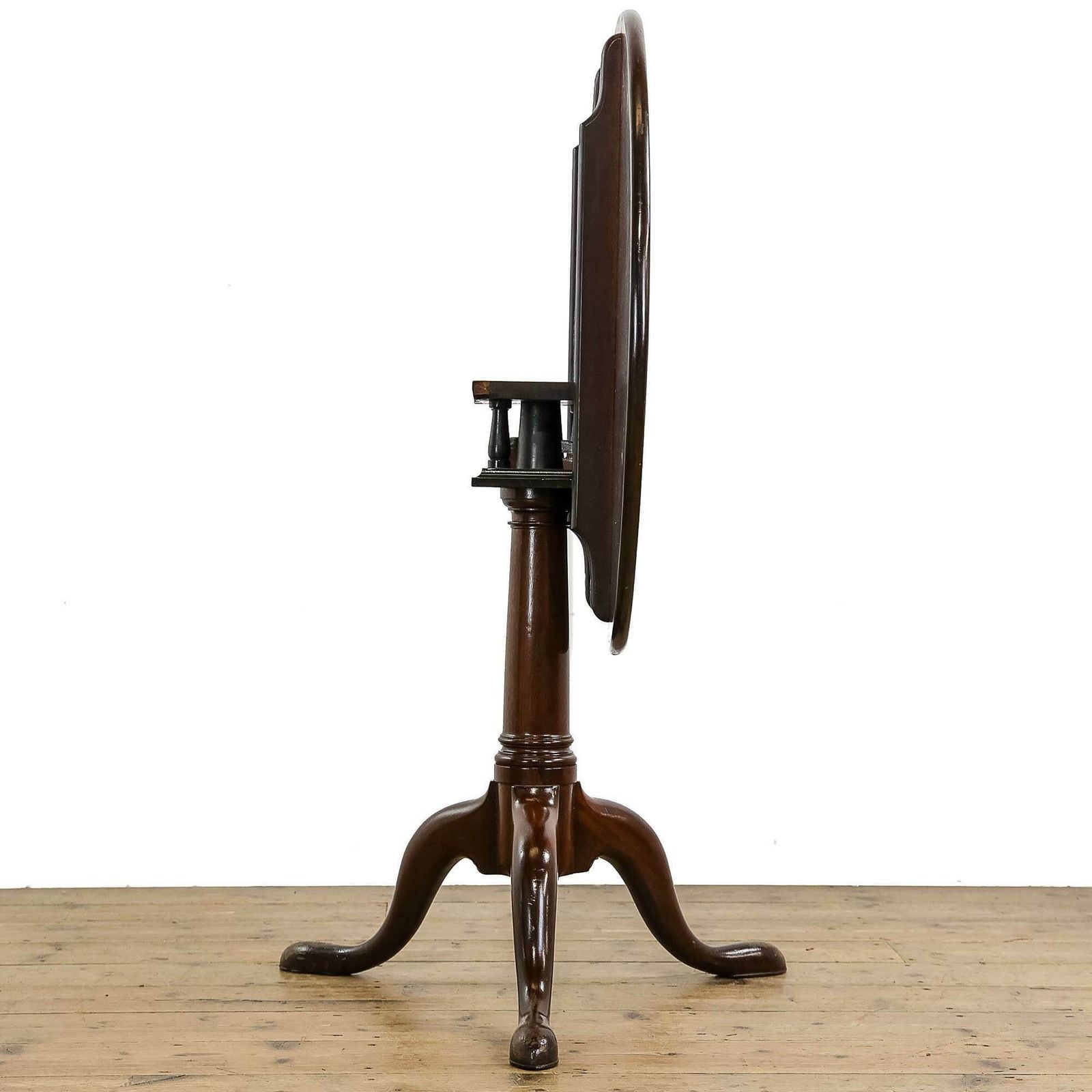 Georgian Antique Mahogany Tilt Top Table photo 595.0
